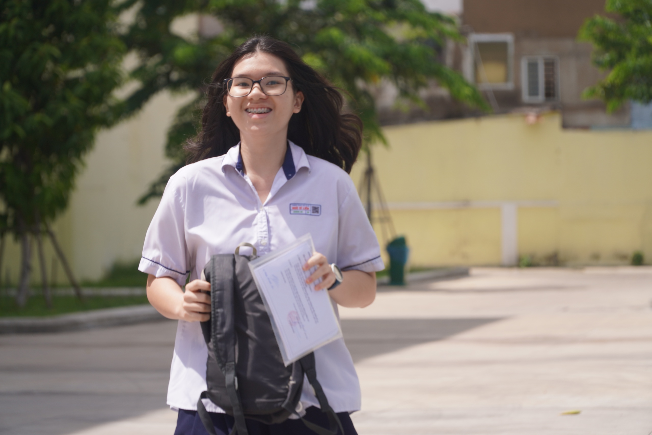 VIDEO: Thí sinh “trúng tủ” khi đề thi văn có câu về “Chiếc lược ngà”- Ảnh 4. VIDEO: Thí sinh “trúng tủ” khi đề thi văn có câu về “Chiếc lược ngà”- Ảnh 4.