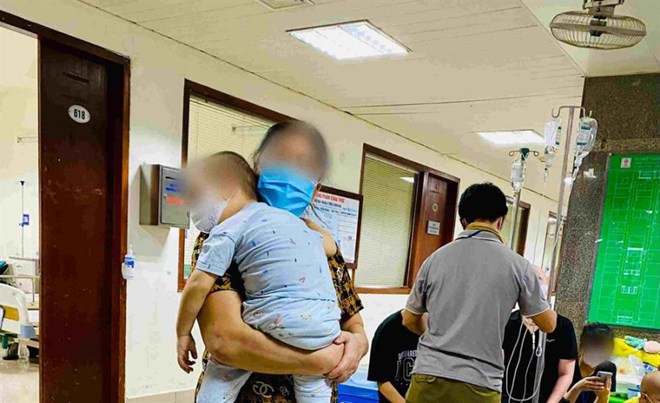 Thiếu hóa chất điều trị, nhiều bệnh nhân ung thư “đã khổ lại gặp khó”