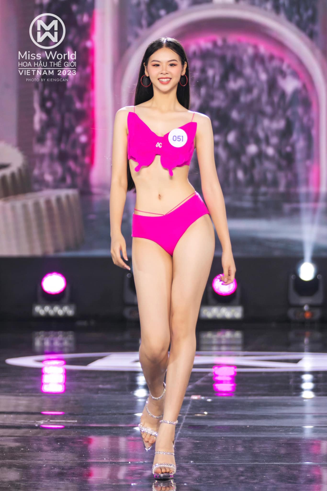Hoa khôi bóng chuyền vào thẳng chung kết Miss World Vietnam 2023: "Tôi muốn là phiên bản tốt hơn" - Ảnh 1. Hoa khôi bóng chuyền vào thẳng chung kết Miss World Vietnam 2023: "Tôi muốn là phiên bản tốt hơn" - Ảnh 1.