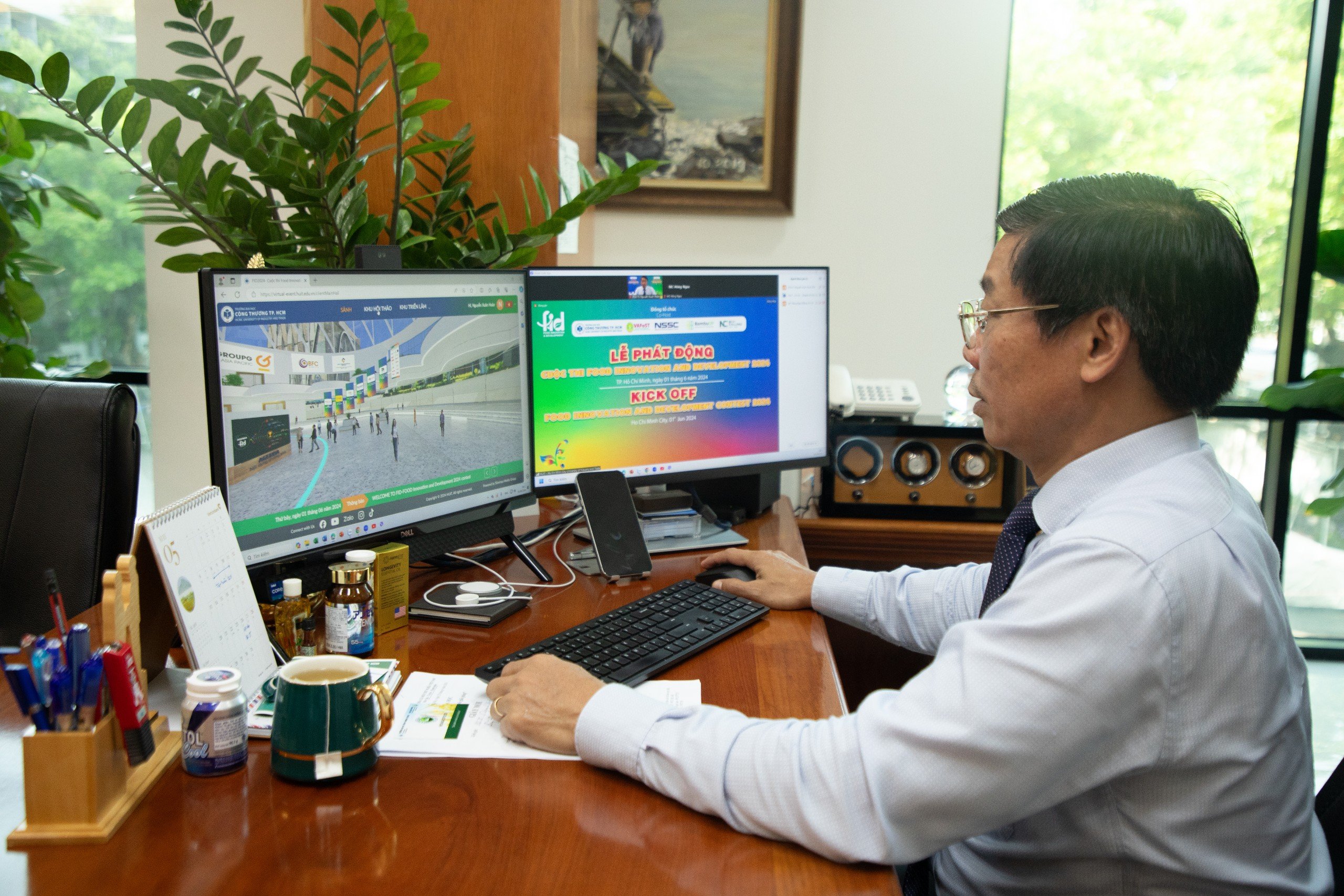 Trường đại học đầu tiên tổ chức cuộc thi trên nền tảng thực tế ảo- Ảnh 1. Trường đại học đầu tiên tổ chức cuộc thi trên nền tảng thực tế ảo- Ảnh 1.