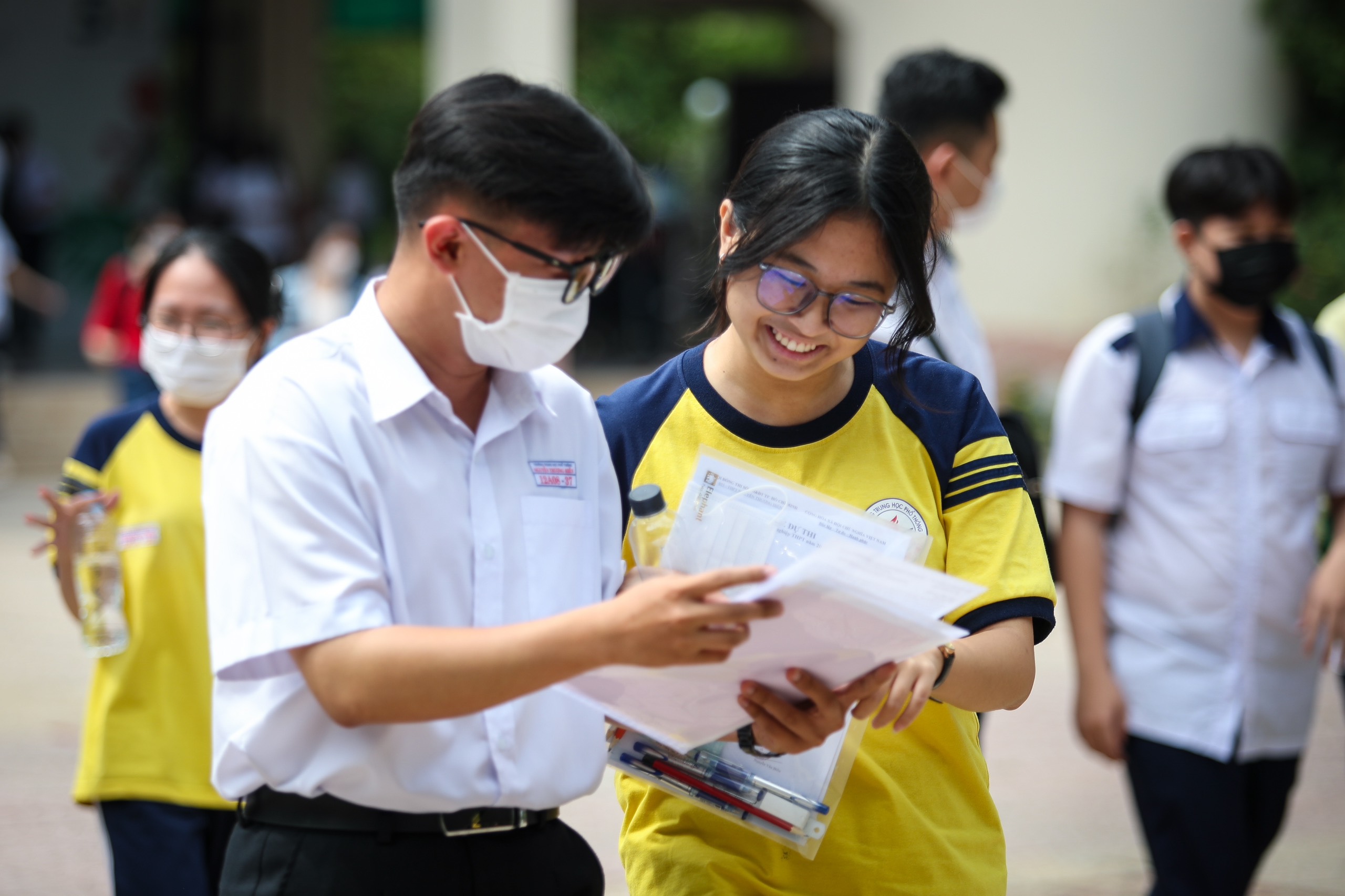 Đề thi tốt nghiệp THPT ngữ văn: Văn bản đọc hiểu giàu tính hình tượng- Ảnh 1. Đề thi tốt nghiệp THPT ngữ văn: Văn bản đọc hiểu giàu tính hình tượng- Ảnh 1.
