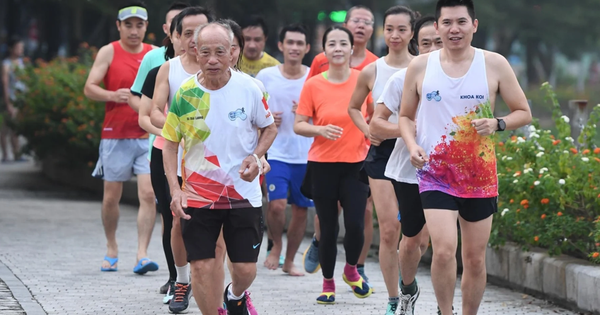 Vĩnh biệt người chạy khỏe nhất, 'ông già gân' lẫy lừng của thể thao Việt Nam- Ảnh 2. Vĩnh biệt người chạy khỏe nhất, 'ông già gân' lẫy lừng của thể thao Việt Nam- Ảnh 2.