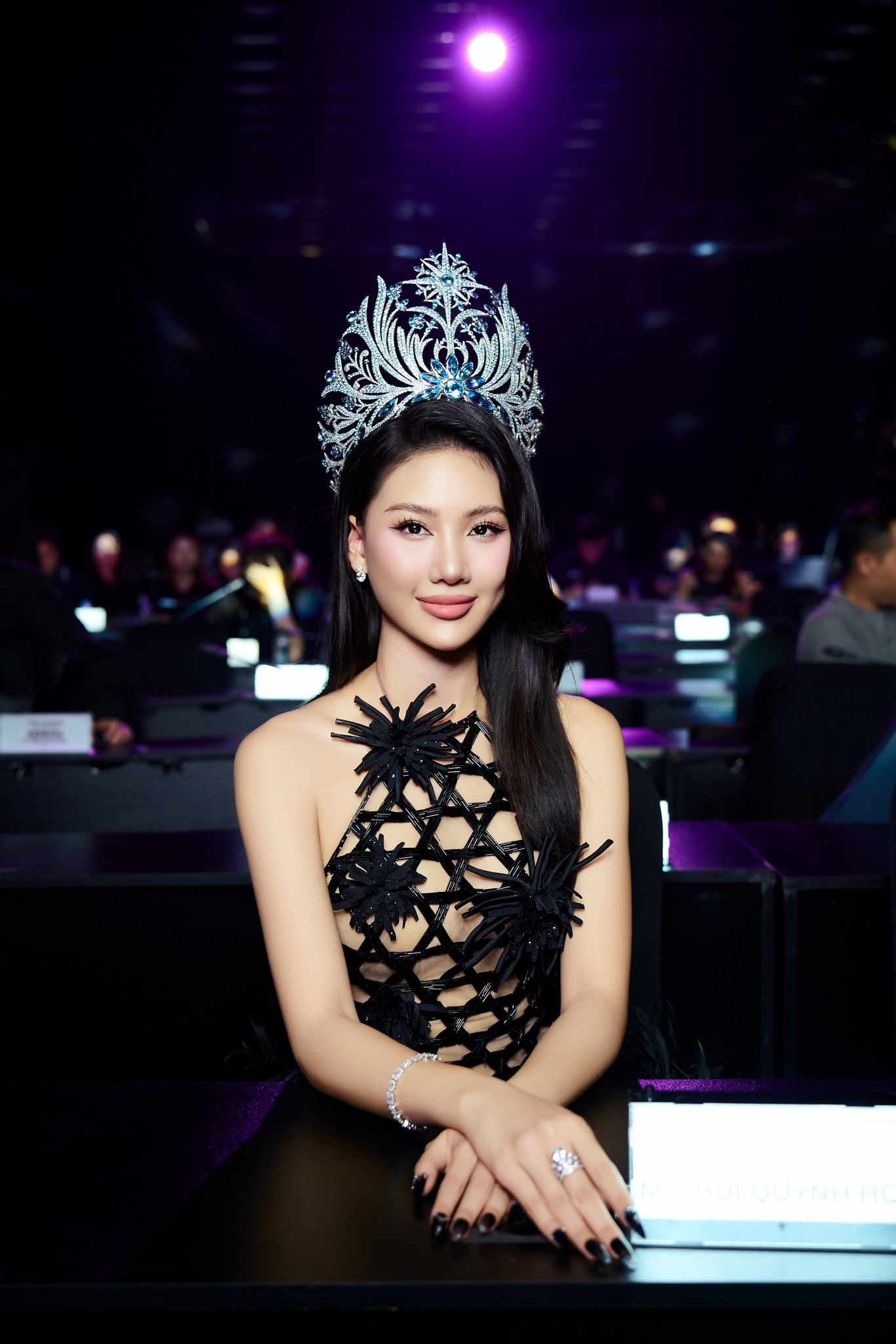 Vương miện Miss Universe Vietnam 2024 chỉ có giá 24 triệu đồng, Trưởng BTC cuộc thi nói gì?- Ảnh 1. Vương miện Miss Universe Vietnam 2024 chỉ có giá 24 triệu đồng, Trưởng BTC cuộc thi nói gì?- Ảnh 1.