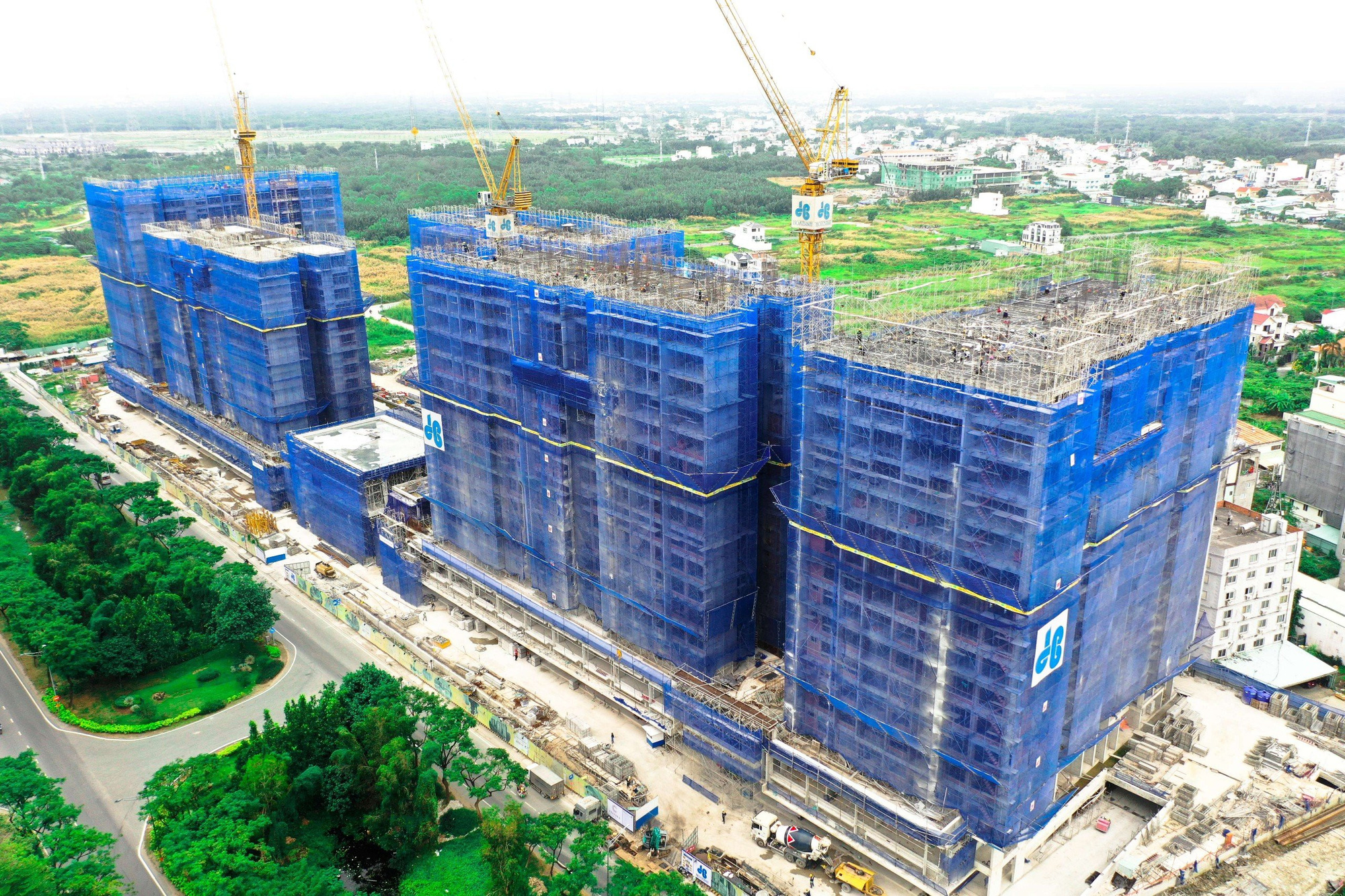 Xây dựng Hòa Bình lãi kỷ lục, thanh lý tài sản góp công lớn- Ảnh 1. Lãi quý 2-2024 đột biến nhưng HBC vẫn