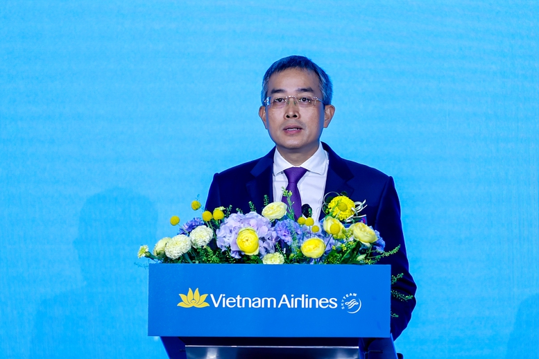 Thủ tướng: Vietnam Airlines cần phát huy hơn nữa vai trò cầu nối Việt Nam - Hàn Quốc - Vietnam.vn Thủ tướng: Vietnam Airlines cần phát huy hơn nữa vai trò cầu nối Việt Nam - Hàn Quốc