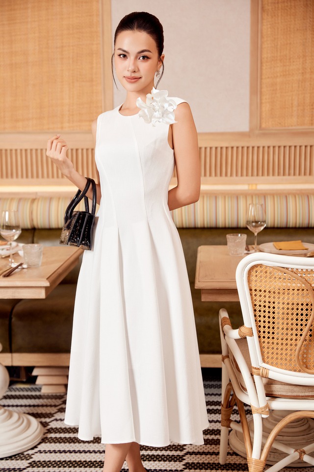 Mặc váy midi, đẹp từ công sở đến dạo phố- Ảnh 6. Mặc váy midi, đẹp từ công sở đến dạo phố- Ảnh 6.