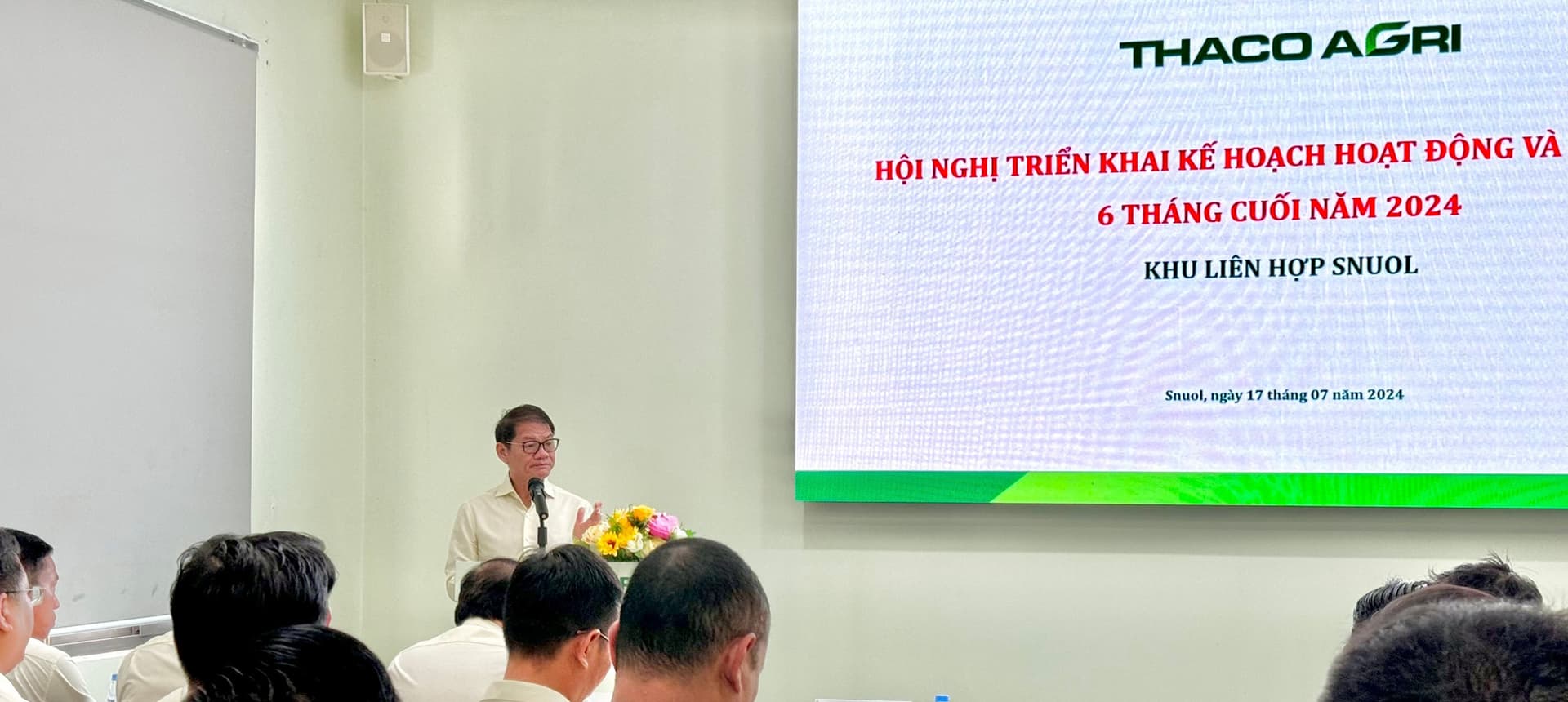 Chủ tịch HĐQT THACO Trần Bá Dương phát biểu tại Hội nghị Chủ tịch HĐQT THACO Trần Bá Dương phát biểu tại Hội nghị