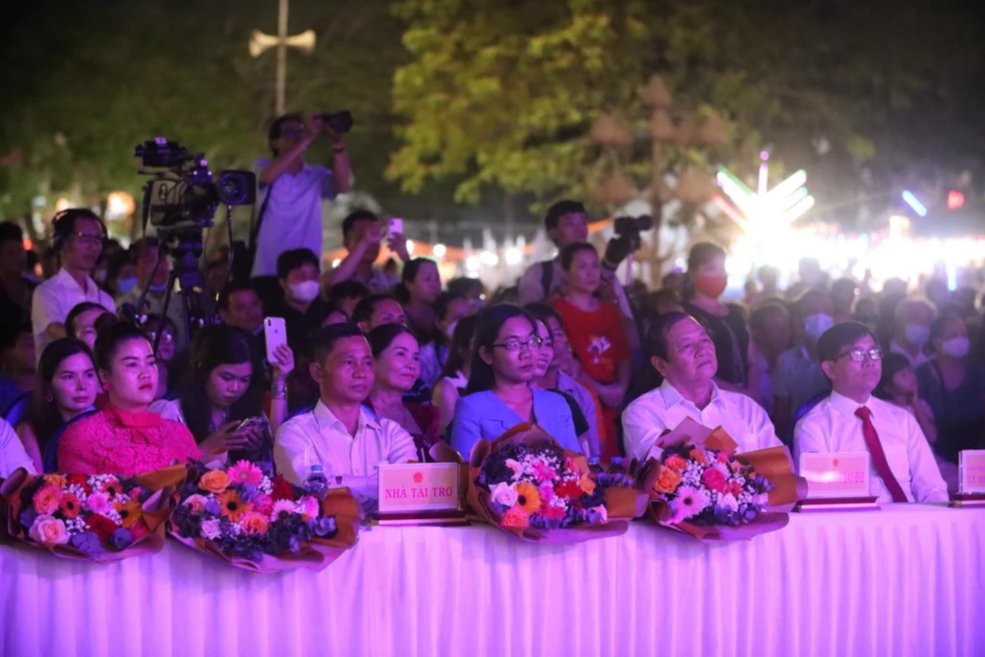 Chương trình nghệ thuật Chương trình nghệ thuật