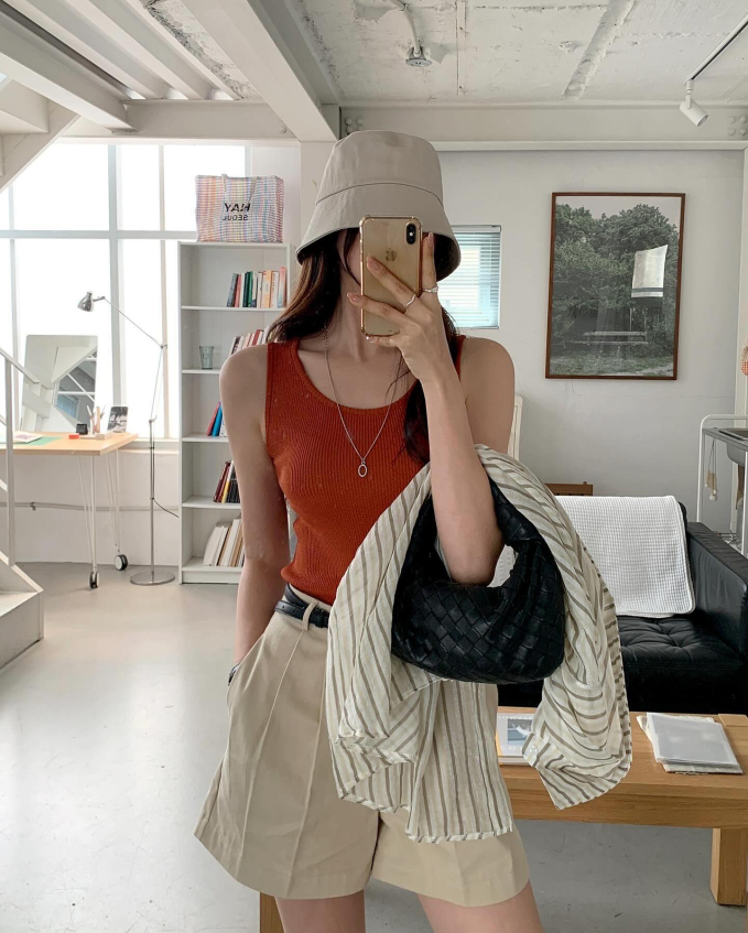 Mặc đẹp không khó với 5 cách diện trang phục màu be chuẩn tinh tế - Ảnh 5. Mặc đẹp không khó với 5 cách diện trang phục màu be chuẩn tinh tế - Ảnh 5.