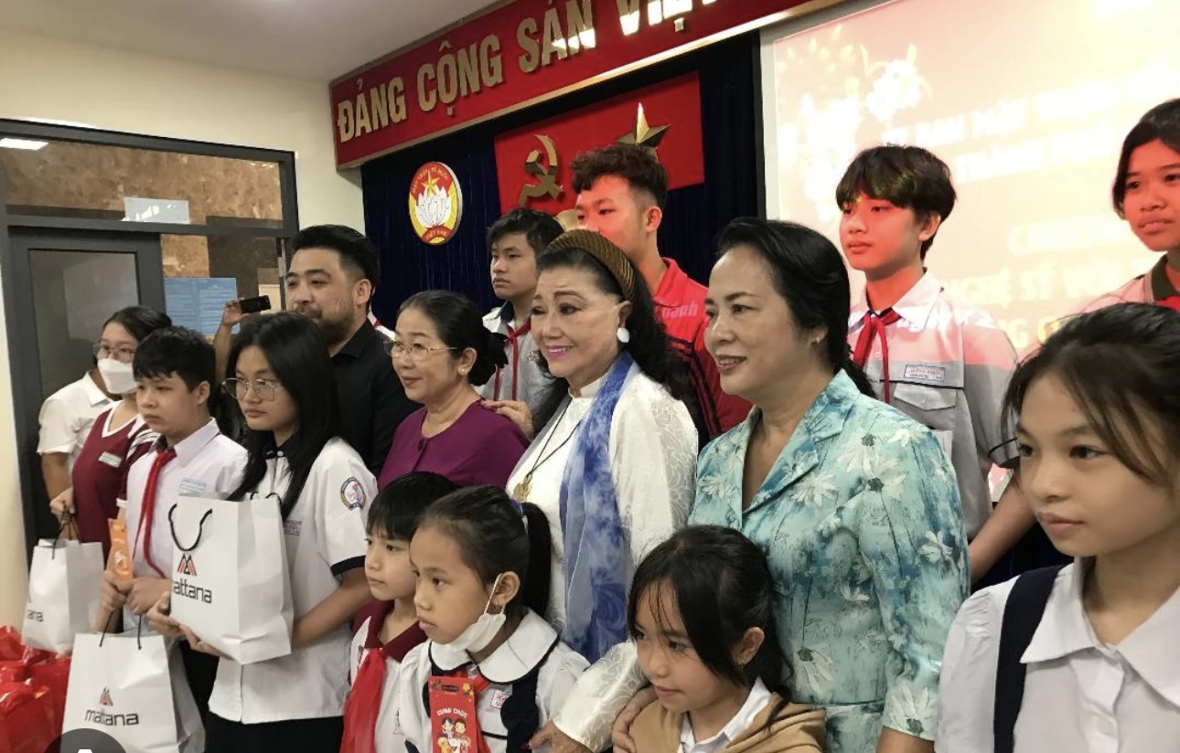NSND Kim Cương, NSƯT Hữu Châu sắp diễn lại NSND Kim Cương, NSƯT Hữu Châu sắp diễn lại