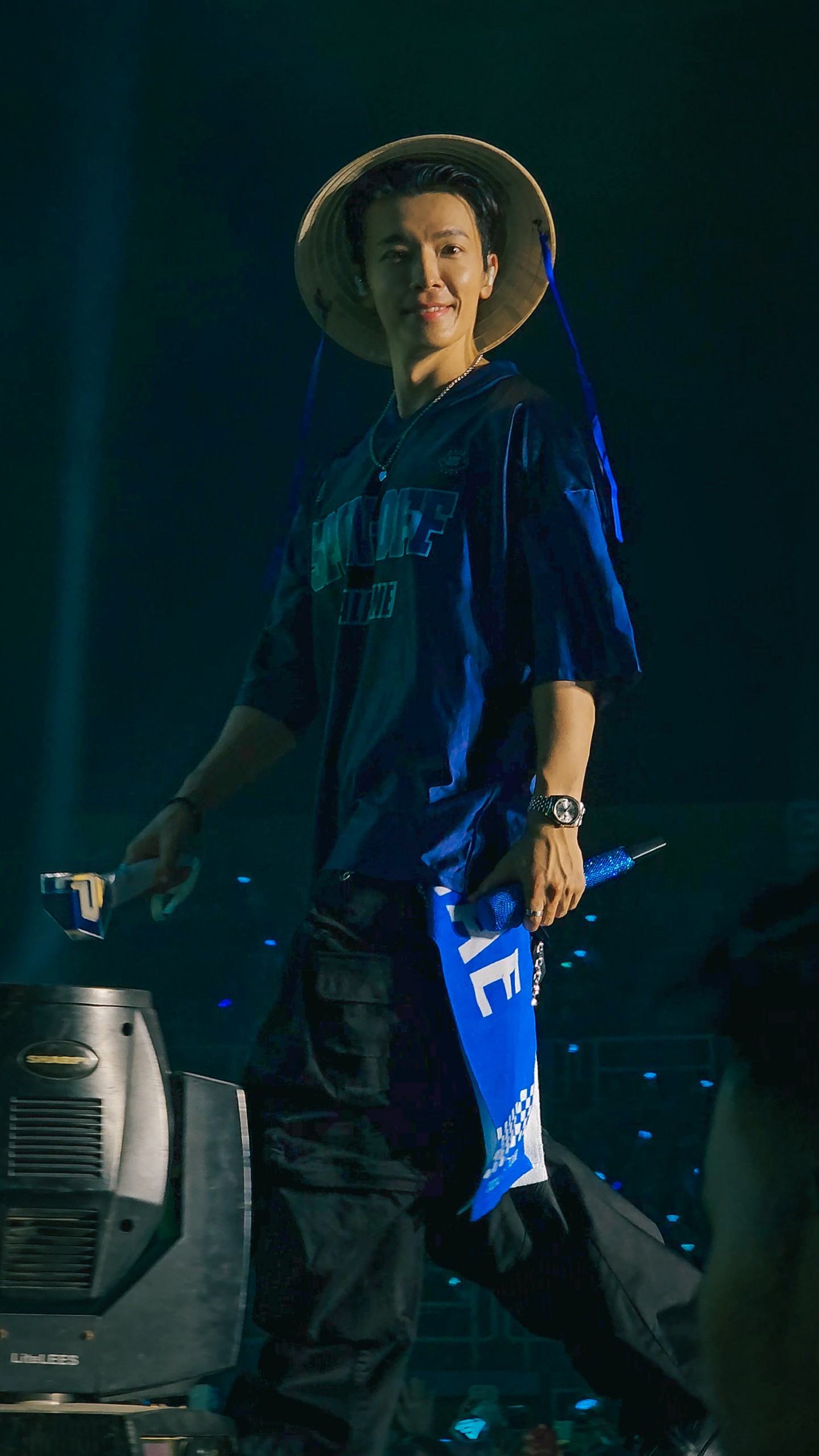 Một concert, nhiều cảm xúc- Ảnh 4. Một concert, nhiều cảm xúc- Ảnh 4.