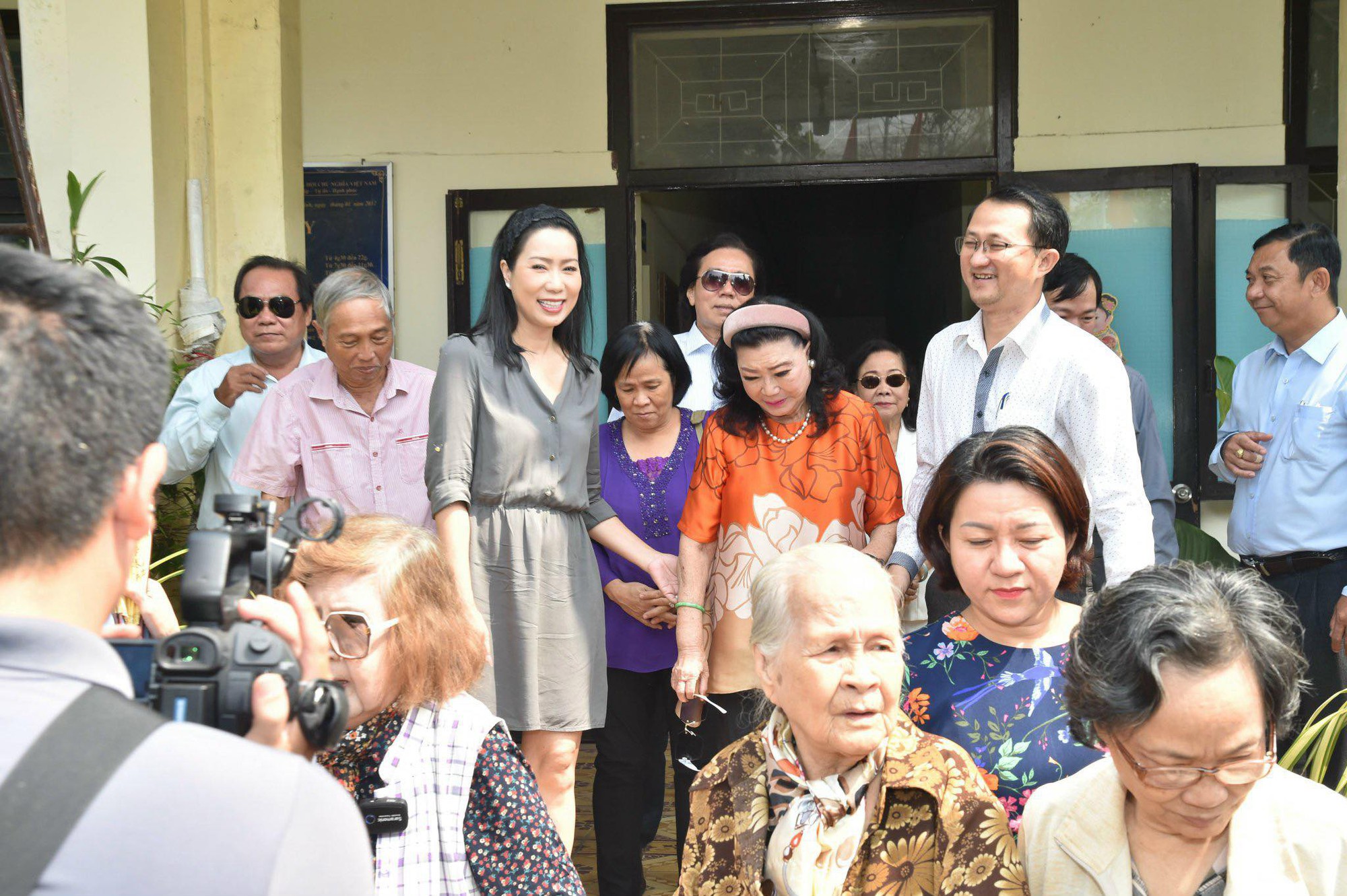 Tháng 12 này, 7 nghệ sĩ lão thành chuyển đến Viện dưỡng lão Thị Nghè- Ảnh 5. Tháng 12 này, 7 nghệ sĩ lão thành chuyển đến Viện dưỡng lão Thị Nghè- Ảnh 5.