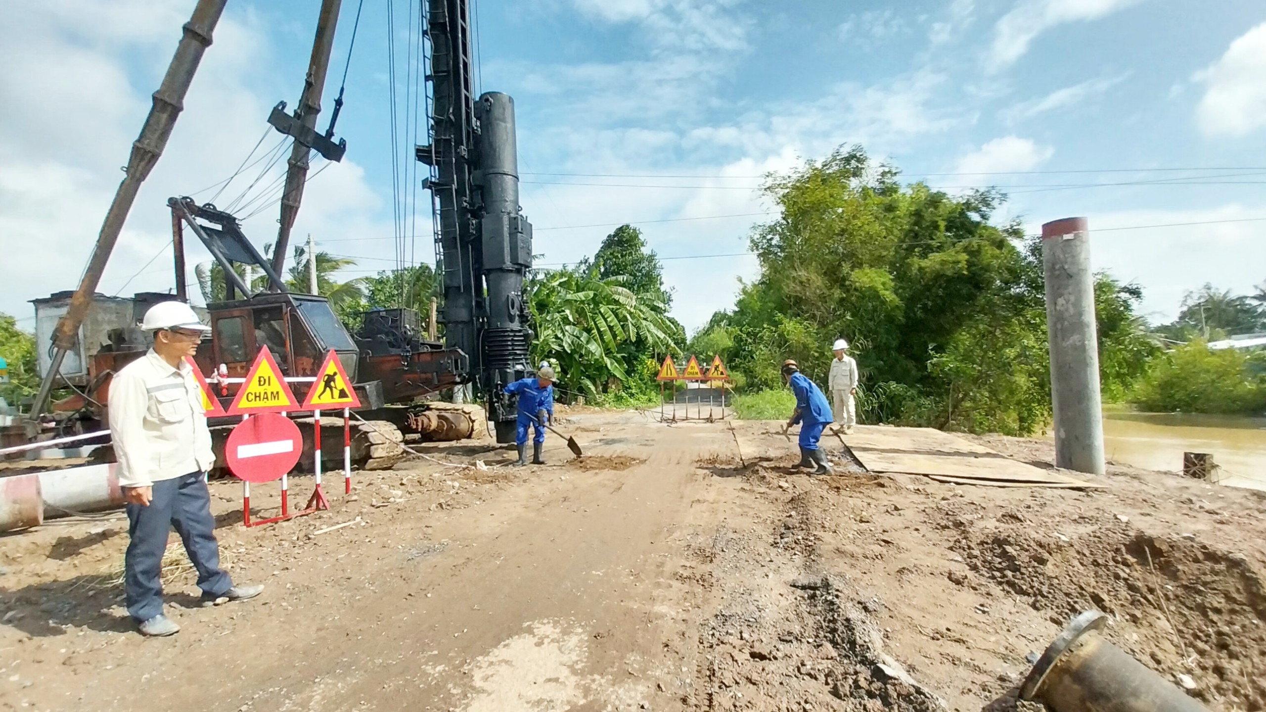 Tuyến Cao Lãnh - Lộ Tẻ đang thi công ra sao?- Ảnh 3. Tuyến Cao Lãnh - Lộ Tẻ đang thi công ra sao?- Ảnh 3.