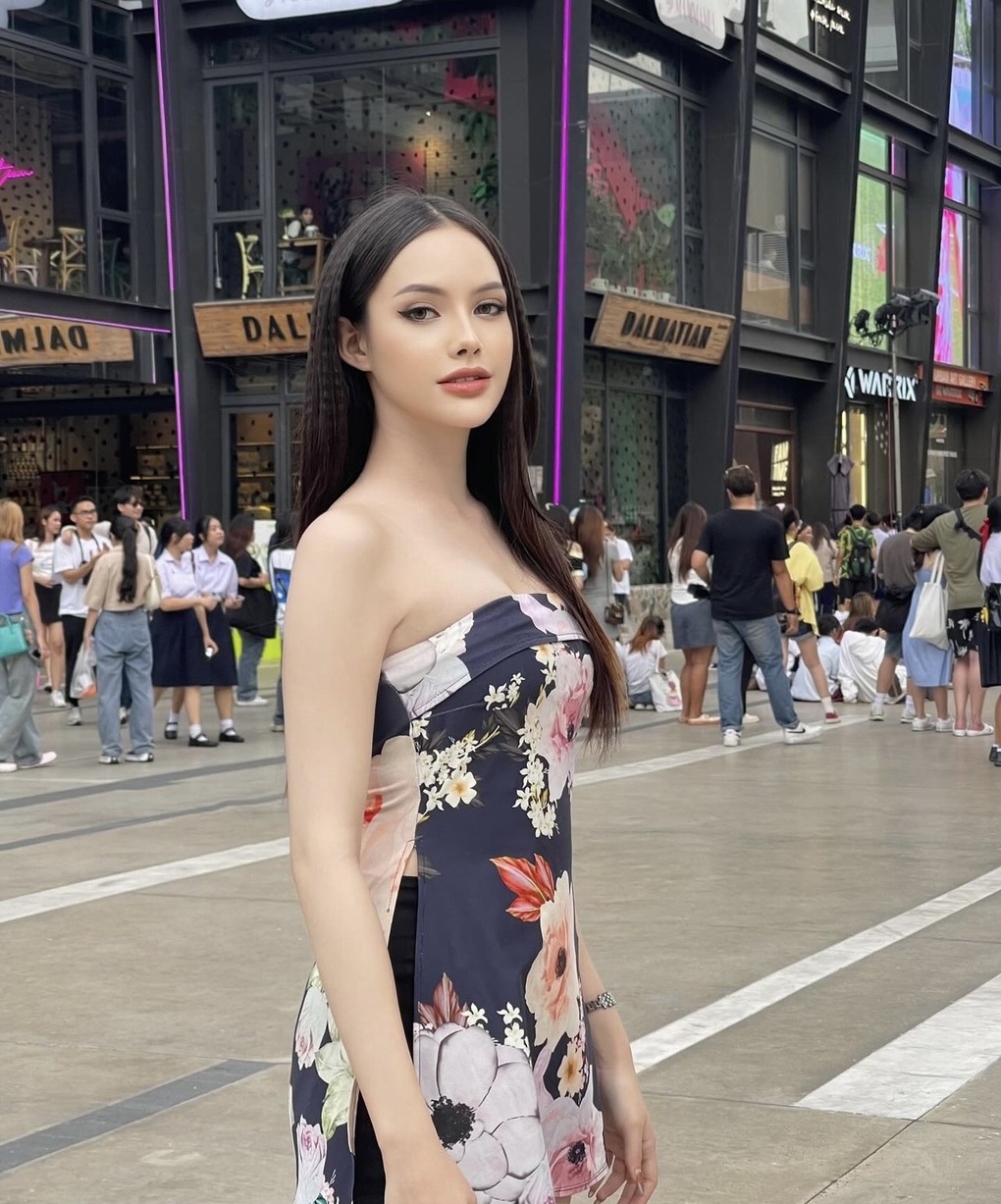 Nhan sắc như búp bê sống của đối thủ Quế Anh tại Hoa hậu Hòa bình 2024 - 5 Nhan sắc như búp bê sống của đối thủ Quế Anh tại Hoa hậu Hòa bình 2024 - 5