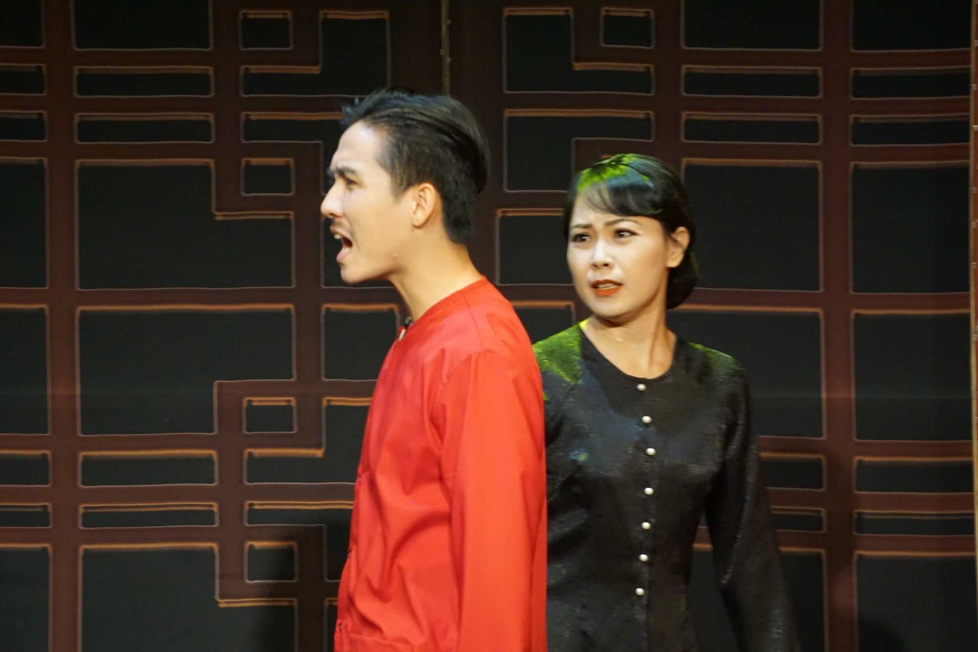 Vở Thủy quỷ của NSƯT Vũ Xuân Trang, gây ác lãnh nghiệp - Ảnh 5. Vở Thủy quỷ của NSƯT Vũ Xuân Trang, gây ác lãnh nghiệp - Ảnh 5.