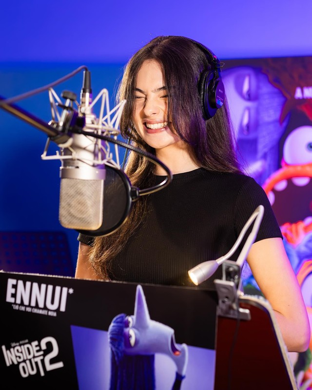'Bông hồng nước Ý' Deva Cassel từ bỏ thời trang chuyển qua diễn xuất?- Ảnh 6. 'Bông hồng nước Ý' Deva Cassel từ bỏ thời trang chuyển qua diễn xuất?- Ảnh 6.