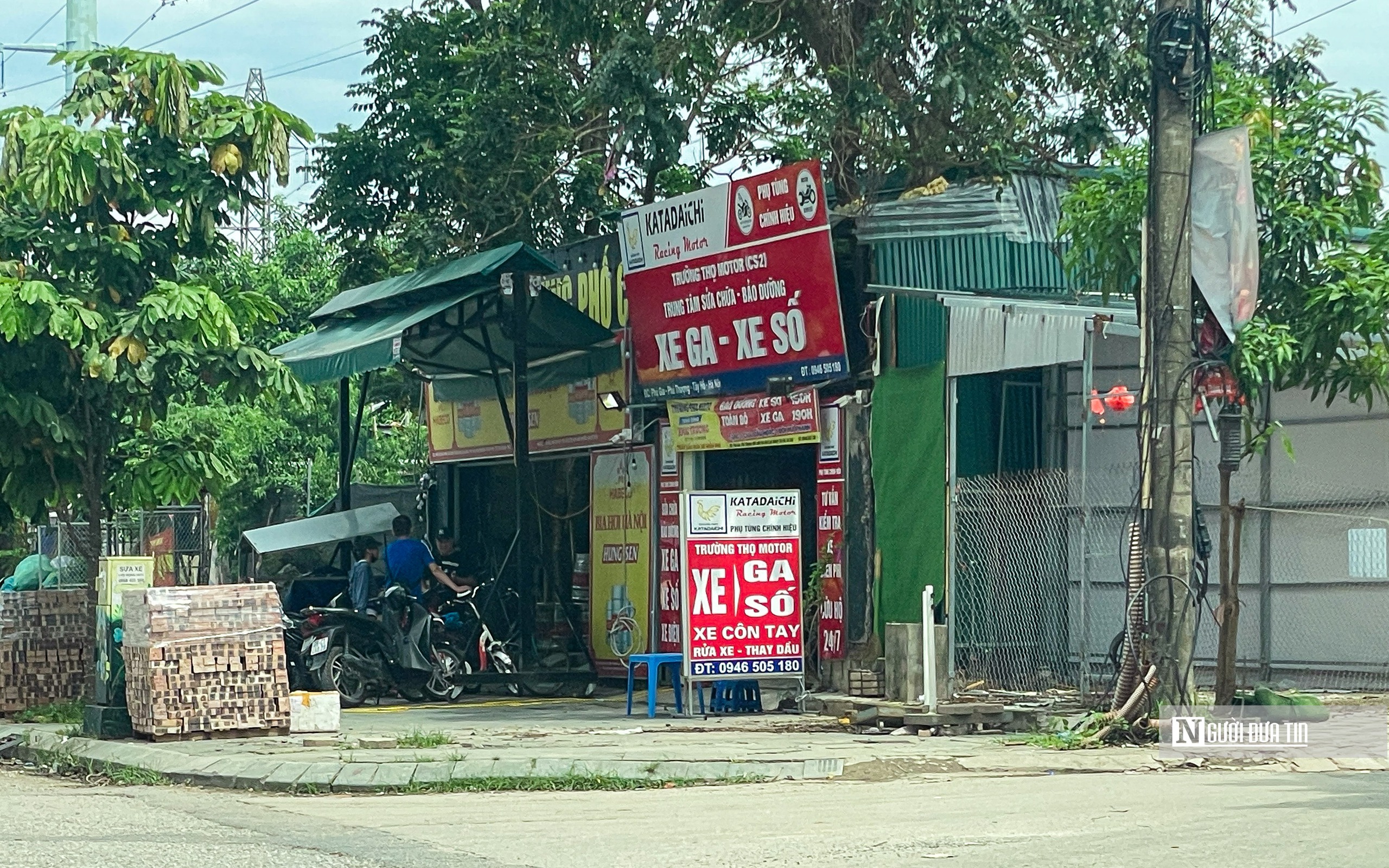Hà Nội: Cận cảnh loạt vi phạm TTXD tại phường Phú Thượng- Ảnh 6. Hà Nội: Cận cảnh loạt vi phạm TTXD tại phường Phú Thượng- Ảnh 6.