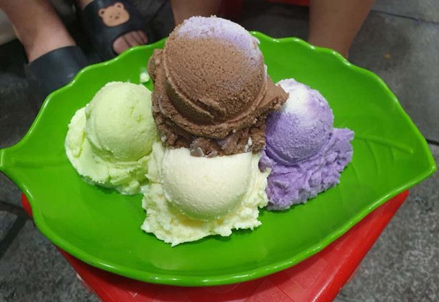 Ngất ngây trước những tiệm kem ăn là mê tại Hà Nội- Ảnh 3. Ngất ngây trước những tiệm kem ăn là mê tại Hà Nội- Ảnh 3.