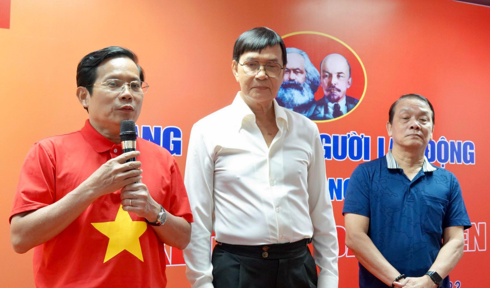 NSƯT Thanh Điền và soạn giả Hoàng Song Việt trải lòng với Mai Vàng tri ân - Ảnh 5. NSƯT Thanh Điền và soạn giả Hoàng Song Việt trải lòng với Mai Vàng tri ân - Ảnh 5.