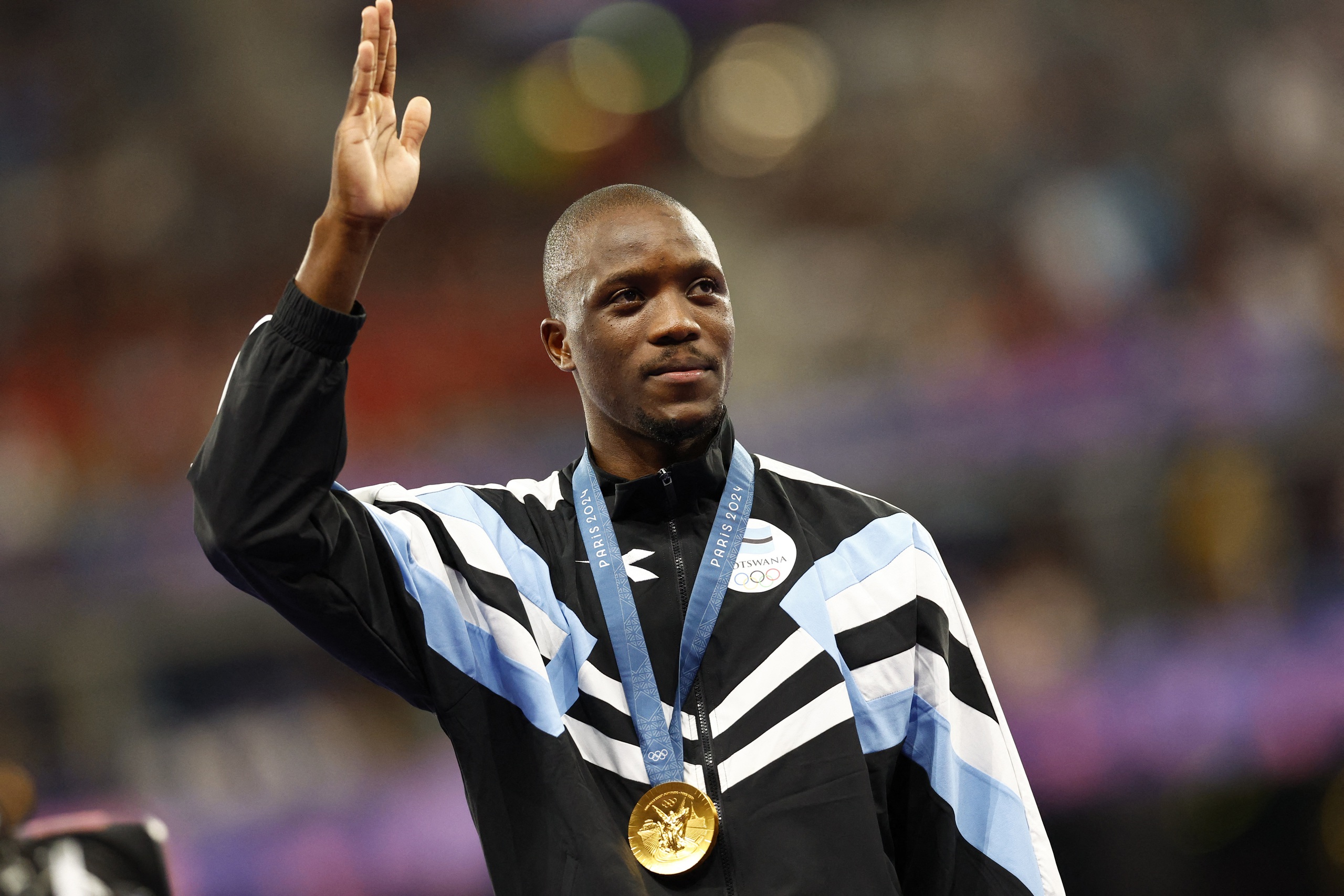 Botswana tôn vinh HCV đầu tiên tại Olympic: 30.000 người chào đón, cả nước nghỉ 1 ngày- Ảnh 8. Botswana tôn vinh HCV đầu tiên tại Olympic: 30.000 người chào đón, cả nước nghỉ 1 ngày- Ảnh 8.