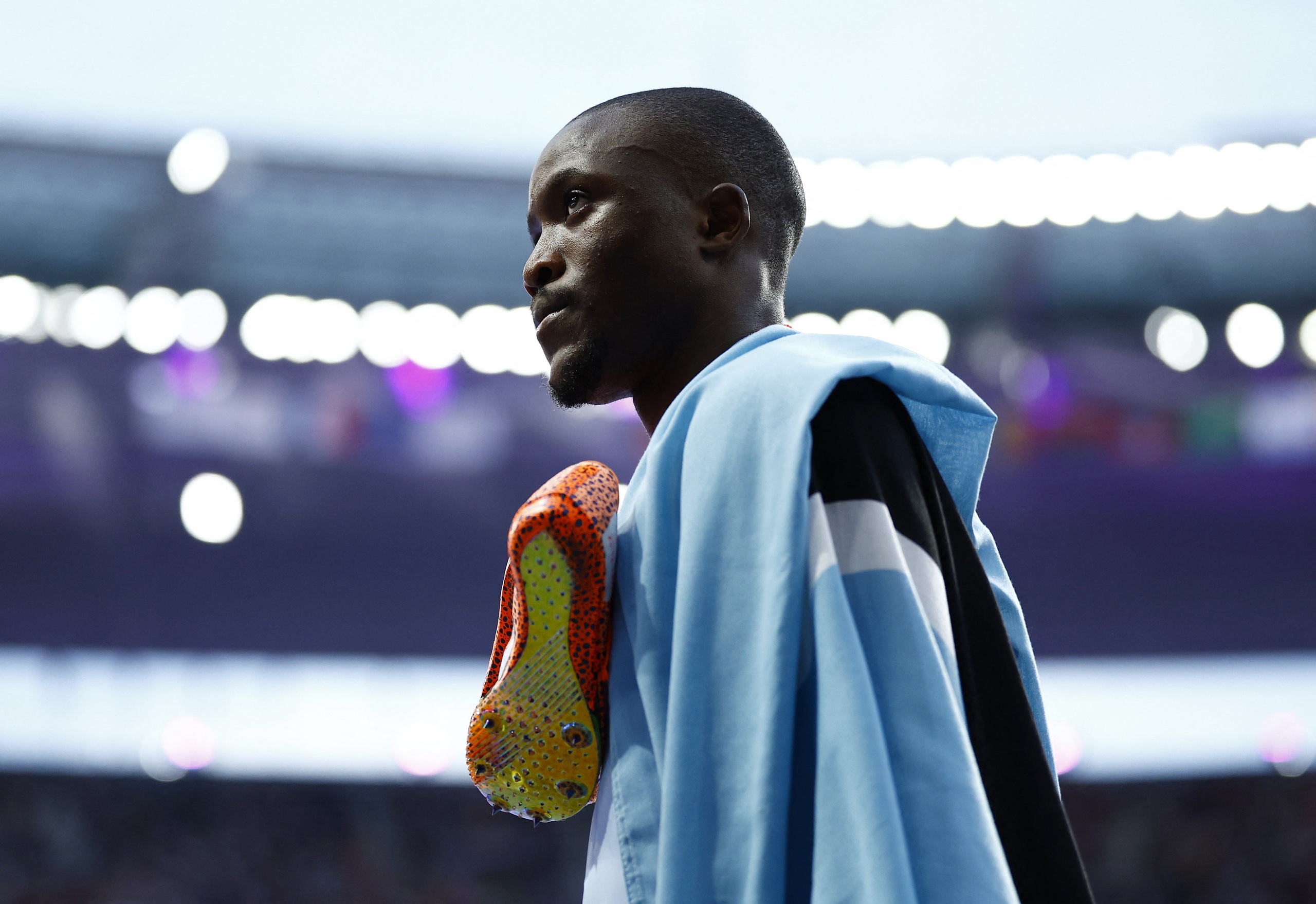Botswana tôn vinh HCV đầu tiên tại Olympic: 30.000 người chào đón, cả nước nghỉ 1 ngày- Ảnh 10. Botswana tôn vinh HCV đầu tiên tại Olympic: 30.000 người chào đón, cả nước nghỉ 1 ngày- Ảnh 10.