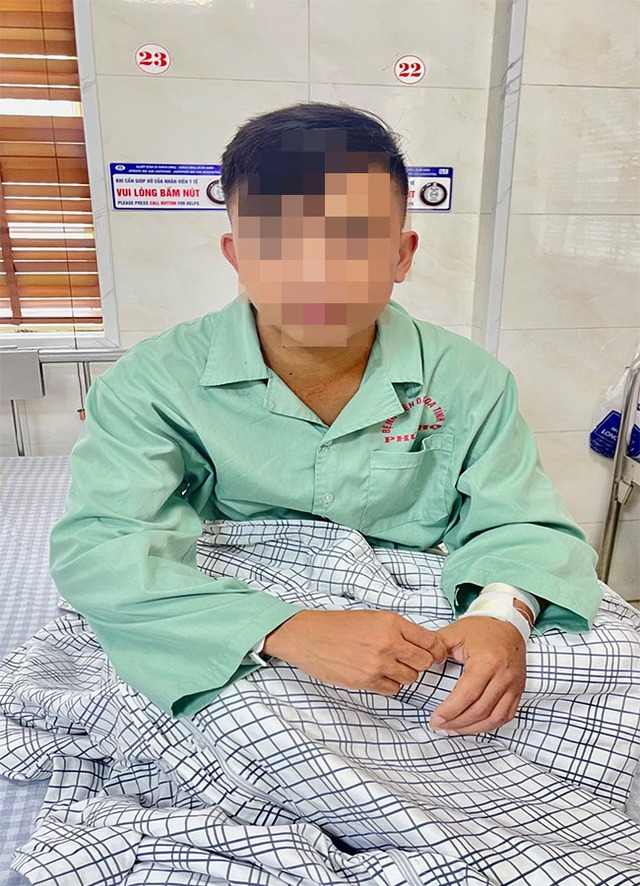 Đi khám vì đau đầu, người đàn ông ở Hà Nội mới biết mình bị suy thận giai đoạn cuối- Ảnh 3. Đi khám vì đau đầu, người đàn ông ở Hà Nội mới biết mình bị suy thận giai đoạn cuối- Ảnh 3.