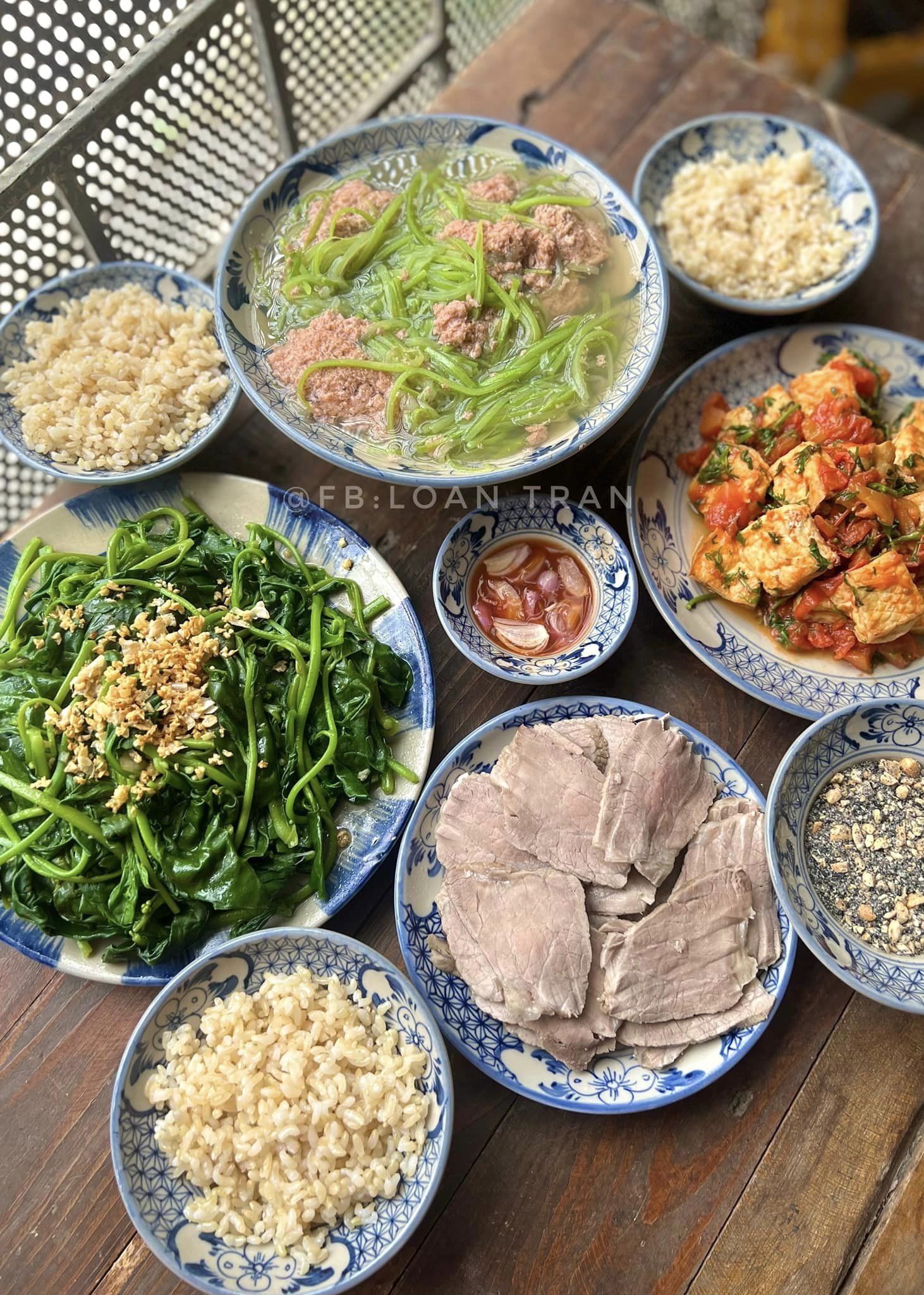 Gợi ý những mâm cơm gia đình miền Bắc ngon, đẹp mắt khiến ai ăn một lần là 'nhớ suốt đời'- Ảnh 12. Gợi ý những mâm cơm gia đình miền Bắc ngon, đẹp mắt khiến ai ăn một lần là 'nhớ suốt đời'- Ảnh 12.