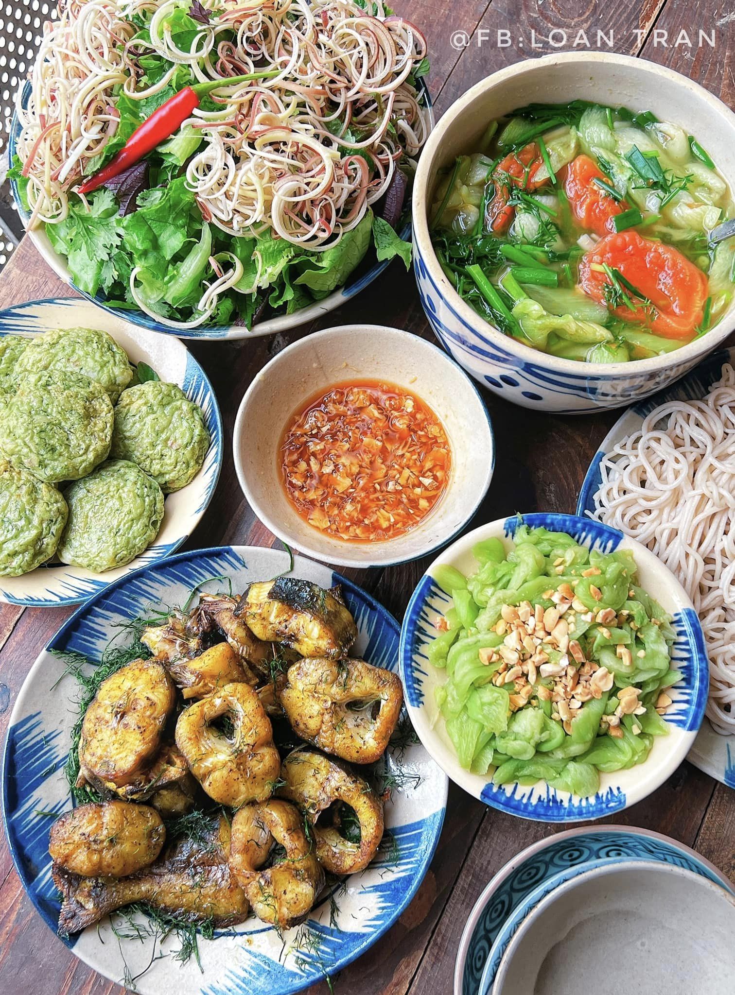 Gợi ý những mâm cơm gia đình miền Bắc ngon, đẹp mắt khiến ai ăn một lần là 'nhớ suốt đời'- Ảnh 15. Gợi ý những mâm cơm gia đình miền Bắc ngon, đẹp mắt khiến ai ăn một lần là 'nhớ suốt đời'- Ảnh 15.