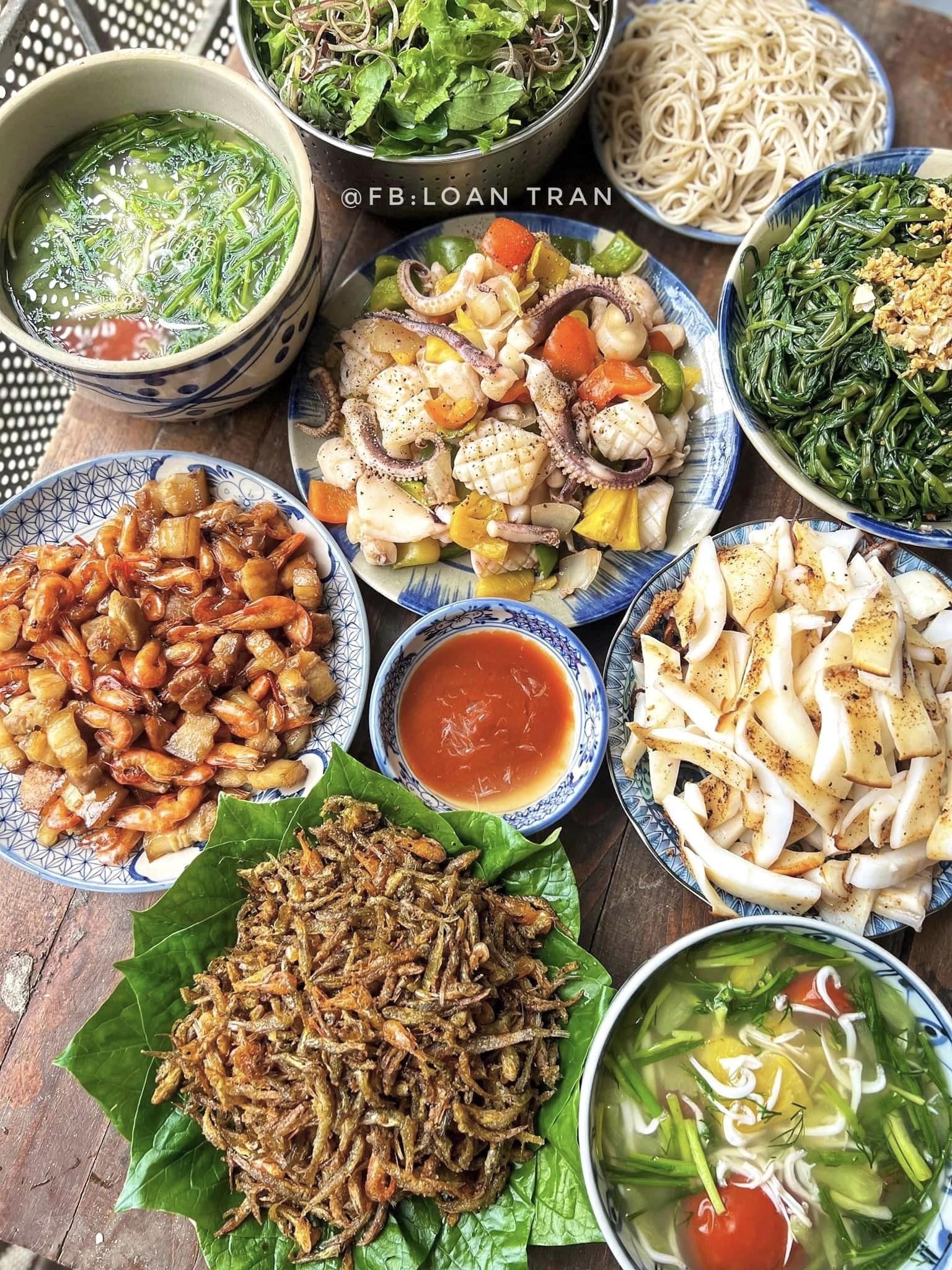 Gợi ý những mâm cơm gia đình miền Bắc ngon, đẹp mắt khiến ai ăn một lần là 'nhớ suốt đời'- Ảnh 18. Gợi ý những mâm cơm gia đình miền Bắc ngon, đẹp mắt khiến ai ăn một lần là 'nhớ suốt đời'- Ảnh 18.