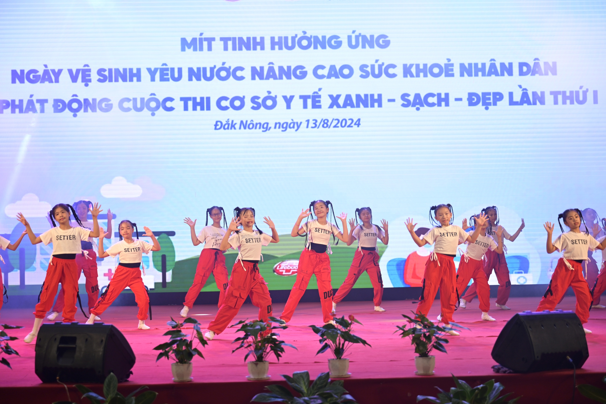Chính thức phát động Cuộc thi Cơ sở y tế Xanh - Sạch - Đẹp lần thứ I, hơn 1400 đơn vị trên toàn quốc đã đăng ký tham gia- Ảnh 7. Chính thức phát động Cuộc thi Cơ sở y tế Xanh - Sạch - Đẹp lần thứ I, hơn 1400 đơn vị trên toàn quốc đã đăng ký tham gia- Ảnh 7.
