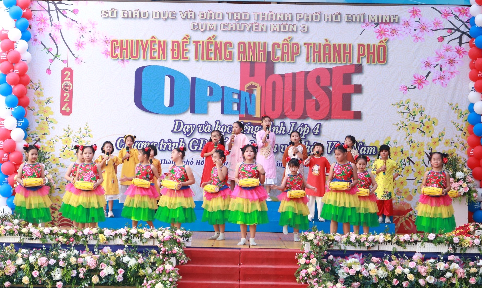TP.HCM phải có trường học dùng tiếng Anh là ngôn ngữ thứ 2 sớm nhất, nhiều nhất- Ảnh 2. TP.HCM phải có trường học dùng tiếng Anh là ngôn ngữ thứ 2 sớm nhất, nhiều nhất- Ảnh 2.