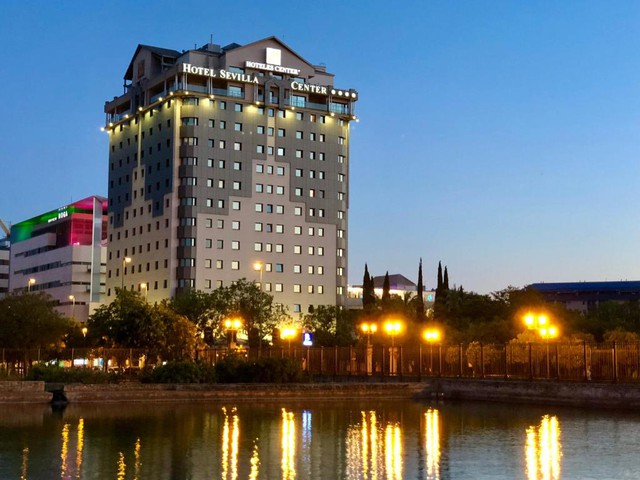 Những khách sạn đẳng cấp bạn không nên bỏ qua khi tới Sevilla- Ảnh 2. Những khách sạn đẳng cấp bạn không nên bỏ qua khi tới Sevilla- Ảnh 2.