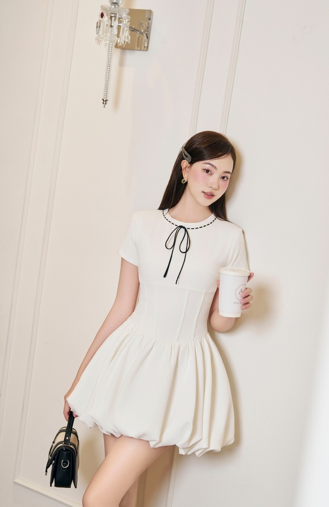 Phong cách preppy giúp nàng xinh đẹp từ lúc đi chơi đến khi đi làm- Ảnh 5. Phong cách preppy giúp nàng xinh đẹp từ lúc đi chơi đến khi đi làm- Ảnh 5.
