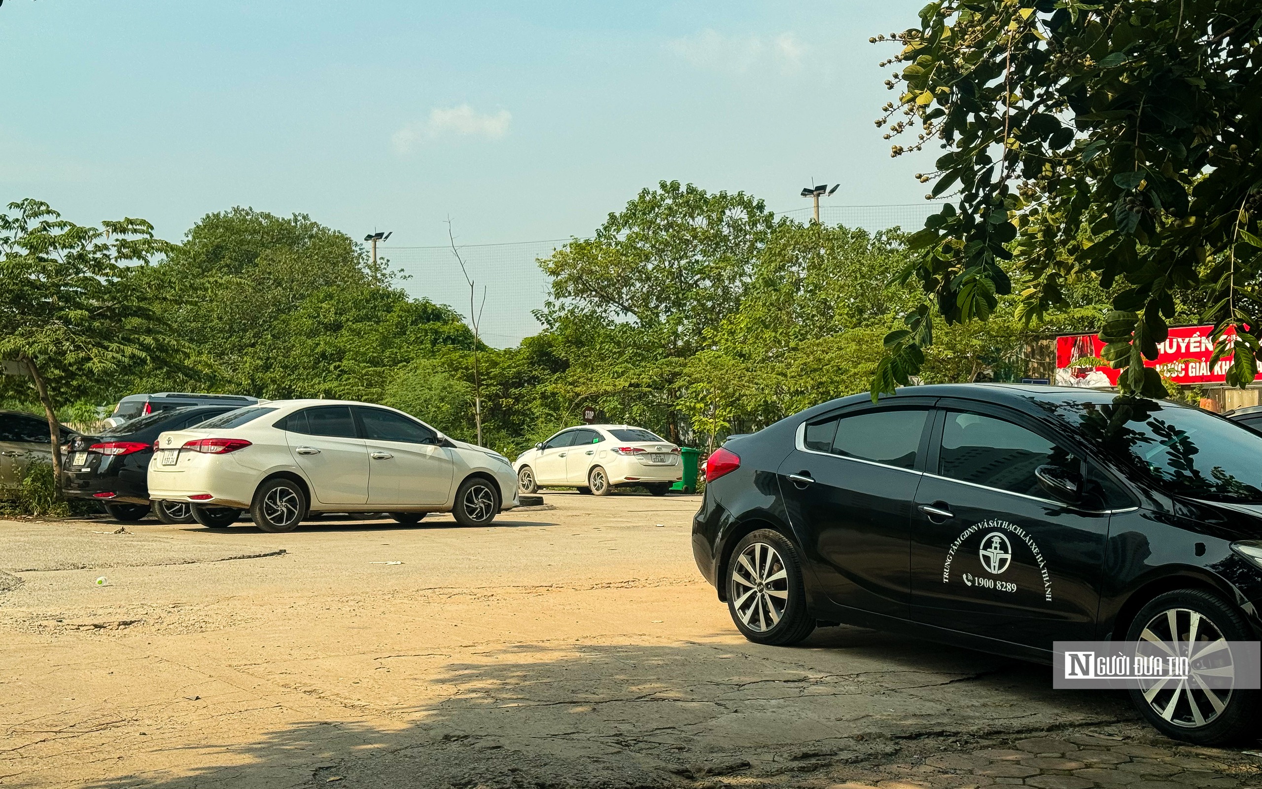 Hà Nội: Loạt bãi xe, sân tập lái xe Hà Nội: Loạt bãi xe, sân tập lái xe