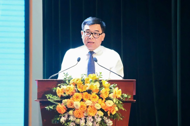 Lan tỏa niềm đam mê đọc sách đối với thế hệ trẻ thông qua cuộc thi Đại sứ Văn hóa đọc Hà Nội 2024 - Ảnh 2. Lan tỏa niềm đam mê đọc sách đối với thế hệ trẻ thông qua cuộc thi Đại sứ Văn hóa đọc Hà Nội 2024 - Ảnh 2.