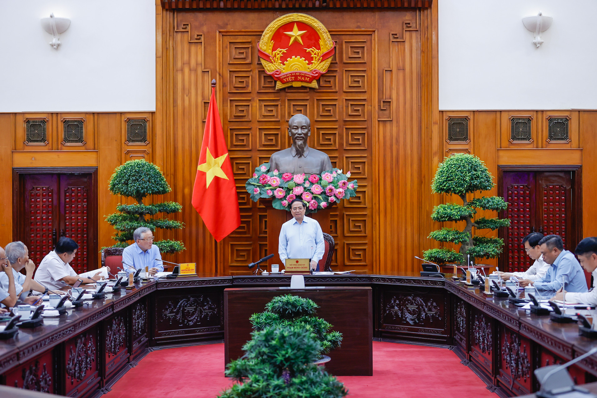 Thủ tướng chủ trì cuộc họp Thường trực Tiểu ban Kinh tế-xã hội Đại hội XIV của Đảng- Ảnh 2. Thủ tướng chủ trì cuộc họp Thường trực Tiểu ban Kinh tế-xã hội Đại hội XIV của Đảng- Ảnh 2.