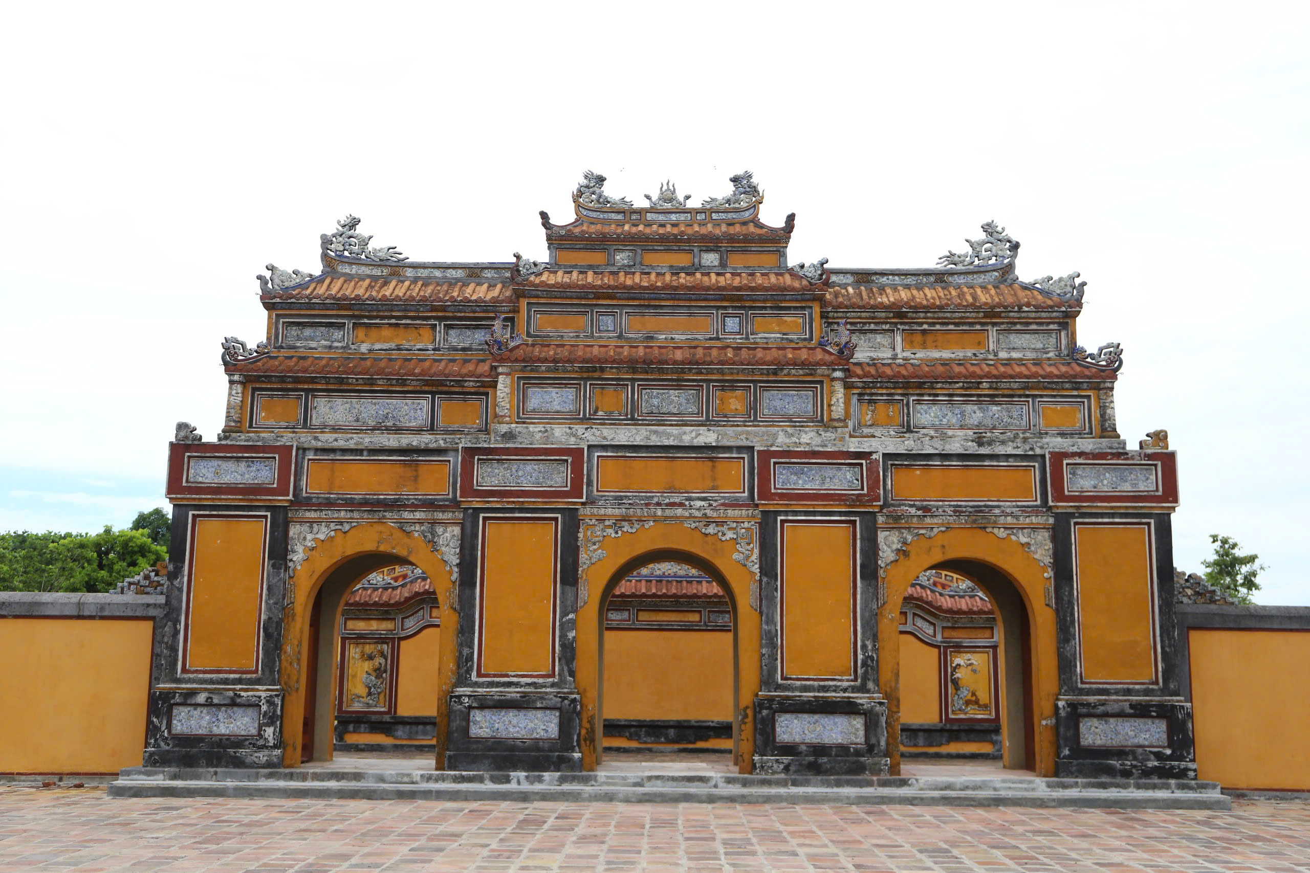 Khám phá nơi có 39 lăng mộ các ông hoàng, bà chúa- Ảnh 7. Khám phá nơi có 39 lăng mộ các ông hoàng, bà chúa- Ảnh 7.