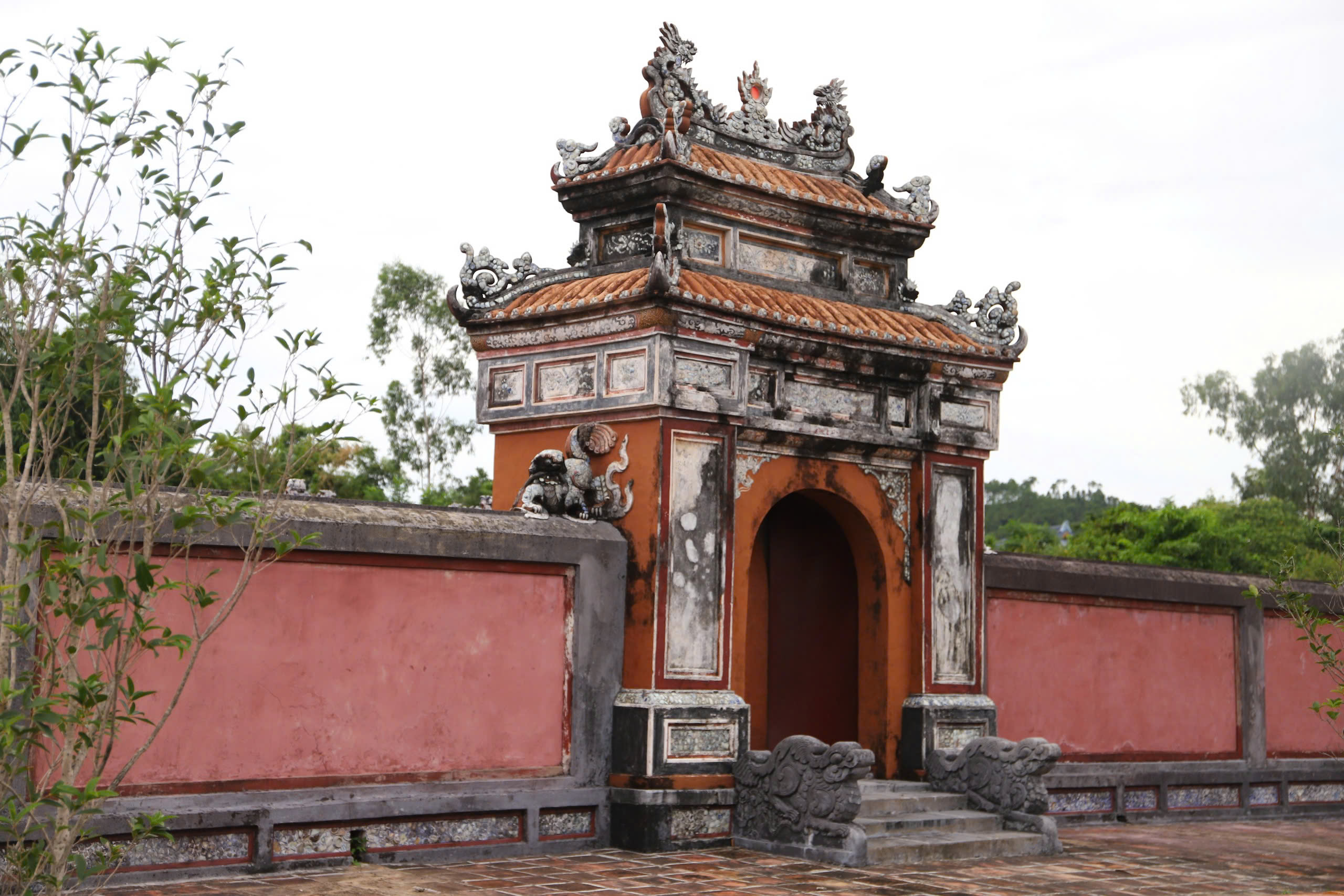 Khám phá nơi có 39 lăng mộ các ông hoàng, bà chúa- Ảnh 10. Khám phá nơi có 39 lăng mộ các ông hoàng, bà chúa- Ảnh 10.