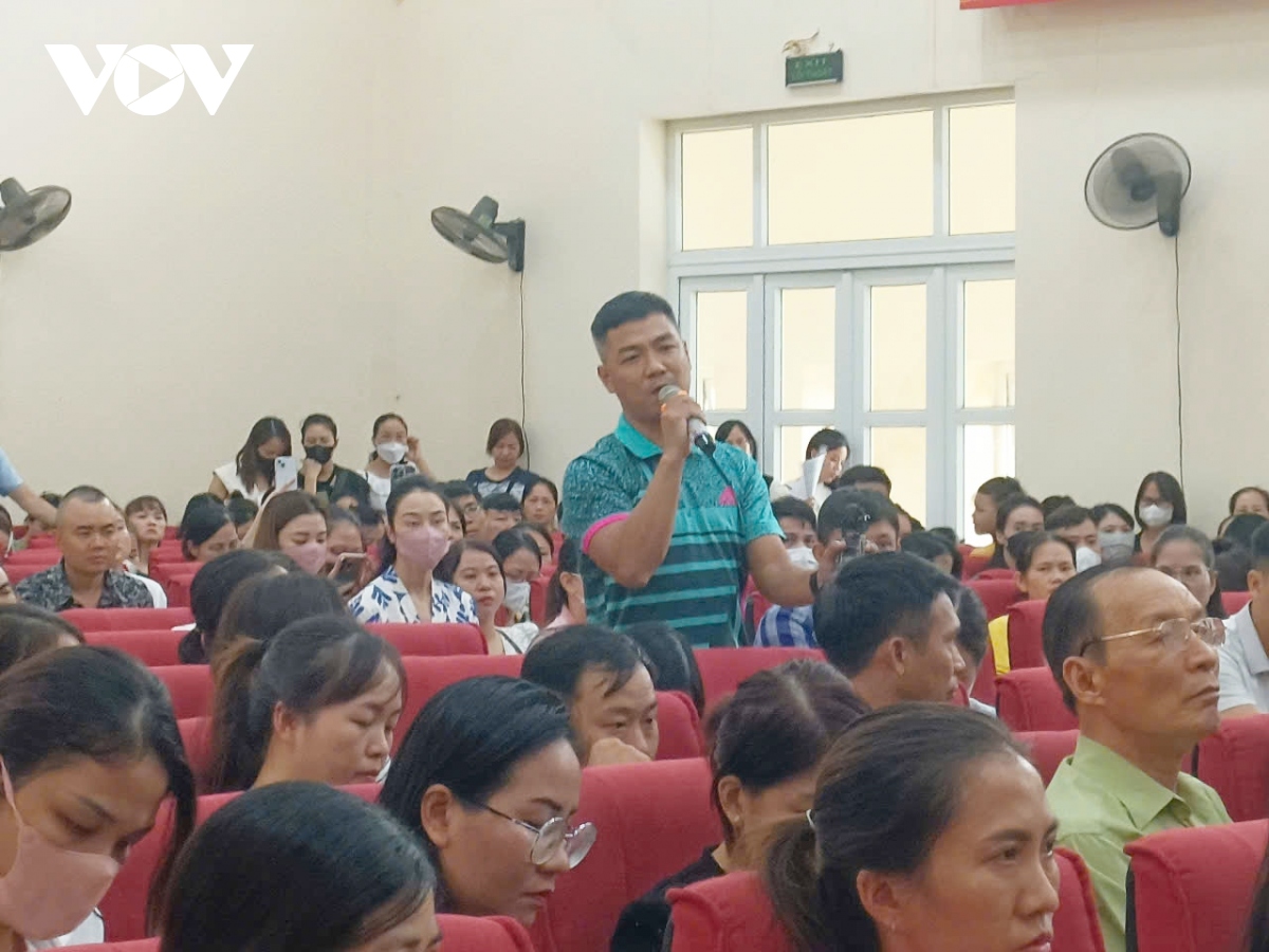 vụ hàng trăm phụ huynh vây trường sẽ có câu trả lời vào ngày 27 8 hình ảnh 2 vu hang tram phu huynh vay truong se co cau tra loi vao ngay 27 8 hinh anh 2