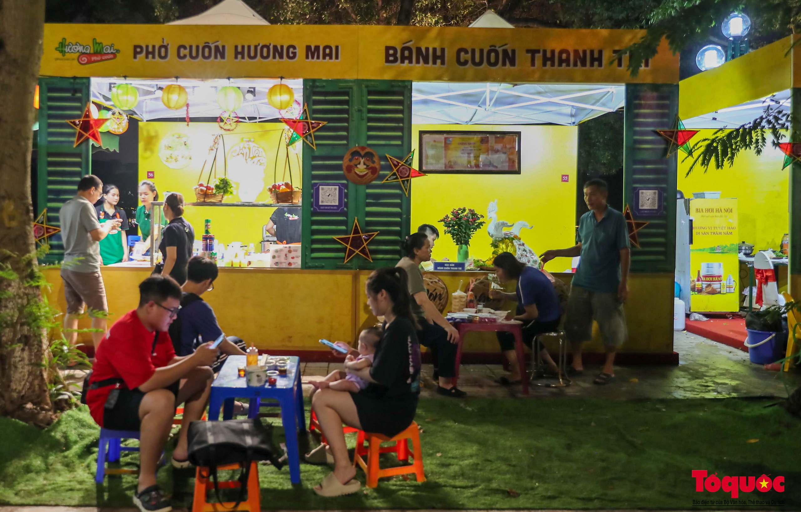 Ấn tượng Lễ hội quà tặng du lịch Hà Nội 2024 - Ảnh 5. Ấn tượng Lễ hội quà tặng du lịch Hà Nội 2024 - Ảnh 5.