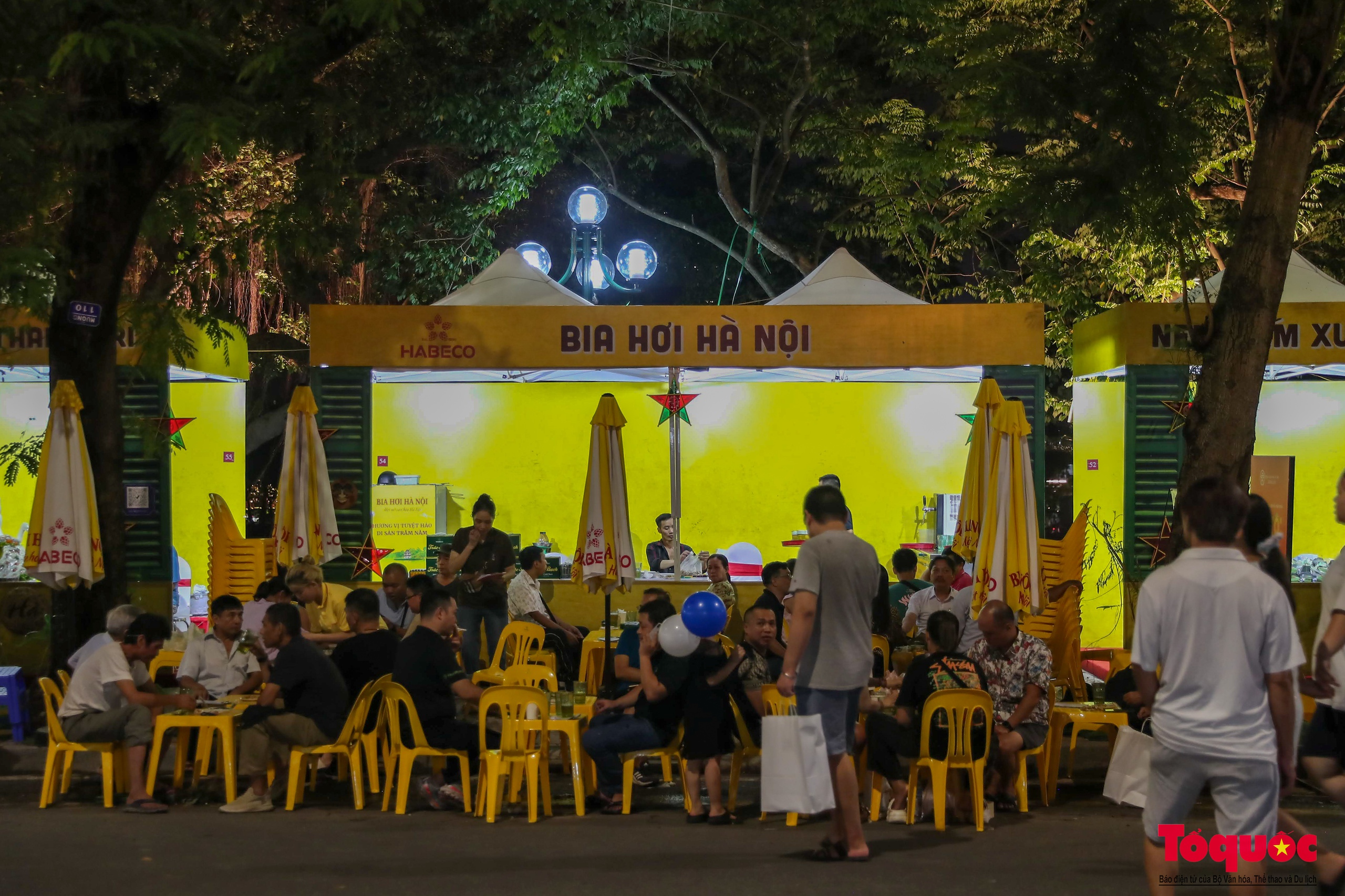Ấn tượng Lễ hội quà tặng du lịch Hà Nội 2024 - Ảnh 10. Ấn tượng Lễ hội quà tặng du lịch Hà Nội 2024 - Ảnh 10.