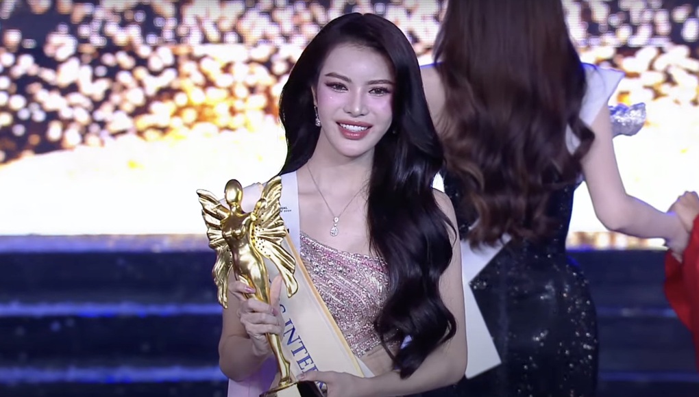 Tường San vượt Hương Giang về số lượng giải, nhận mưa lời khen từ fan - 4 Tường San vượt Hương Giang về số lượng giải, nhận mưa lời khen từ fan - 4