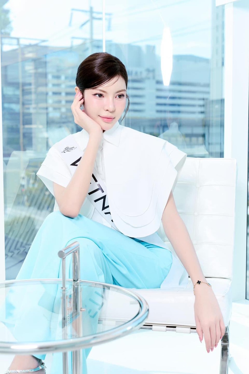 Tường San vượt Hương Giang về số lượng giải, nhận mưa lời khen từ fan - 11 Tường San vượt Hương Giang về số lượng giải, nhận mưa lời khen từ fan - 11