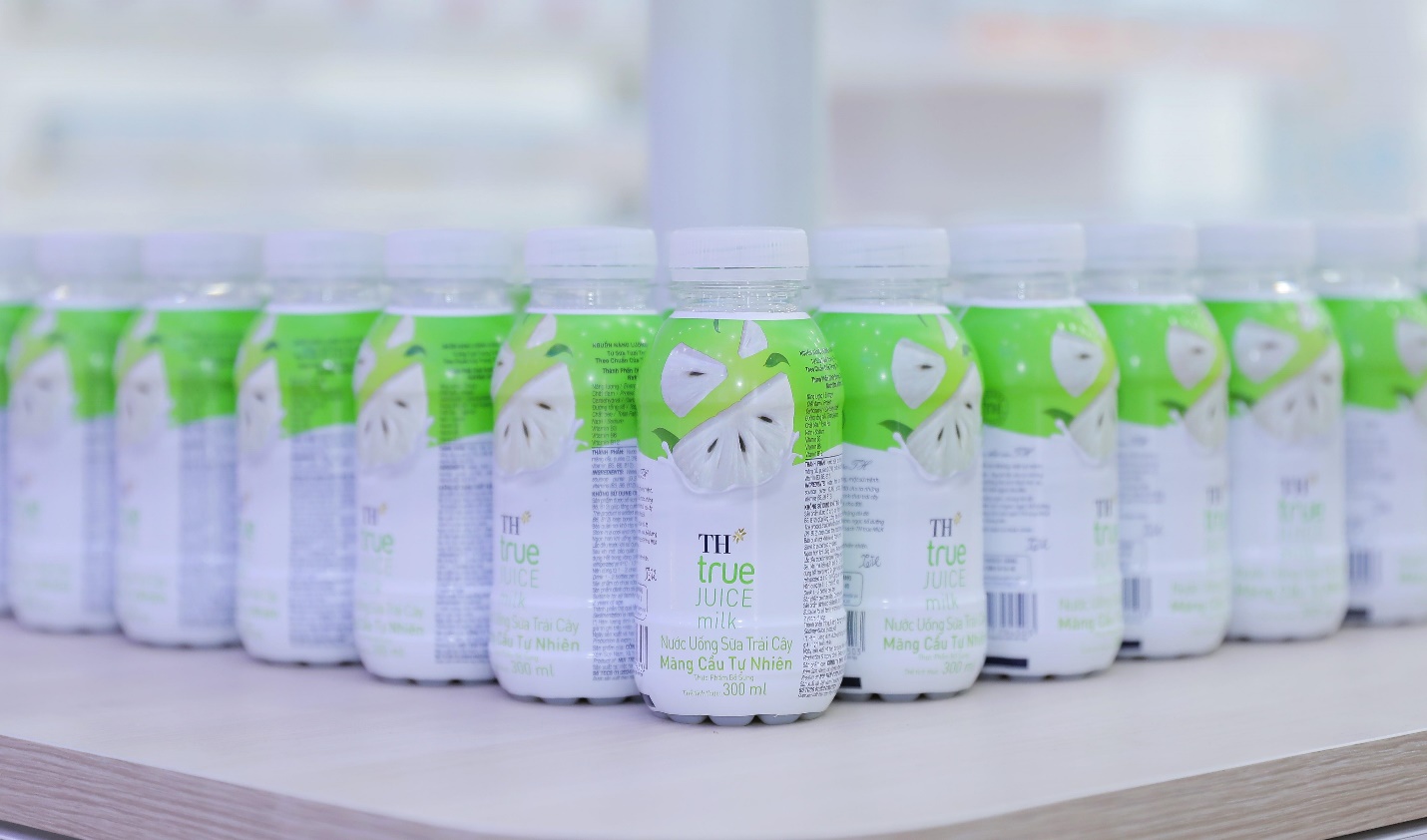 TH ra mắt Nước Uống Sữa Trái Cây Mãng Cầu Tự Nhiên TH true JUICE milk hoàn toàn từ thiên nhiên- Ảnh 3. TH ra mắt Nước Uống Sữa Trái Cây Mãng Cầu Tự Nhiên TH true JUICE milk hoàn toàn từ thiên nhiên- Ảnh 3.