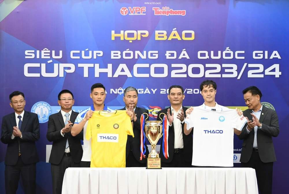 Siêu cúp quốc gia lần đầu có trọng tài ngoại, VAR được 'nâng cấp' đặc biệt- Ảnh 3. Siêu cúp quốc gia lần đầu có trọng tài ngoại, VAR được 'nâng cấp' đặc biệt- Ảnh 3.