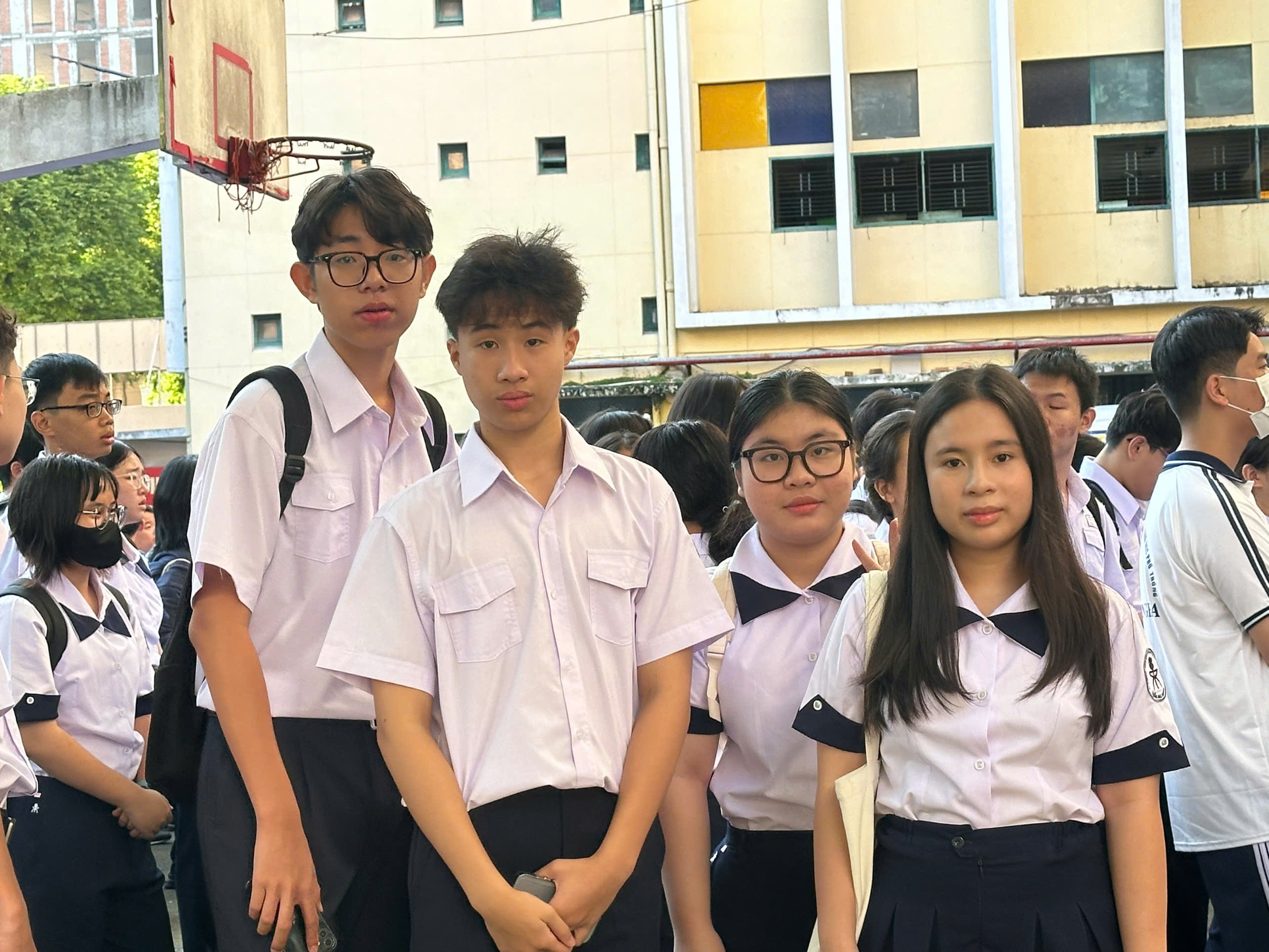 TP.HCM dự kiến 2 chính sách miễn học phí toàn bộ cho học sinh- Ảnh 1. TP.HCM dự kiến 2 chính sách miễn học phí toàn bộ cho học sinh- Ảnh 1.