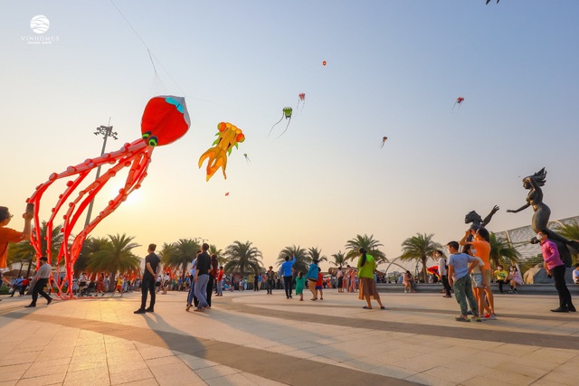 Top 10 lễ hội mùa thu từ Á sang Âu quy tụ tại 8WONDER Moon Festival - Ảnh 10. Top 10 lễ hội mùa thu từ Á sang Âu quy tụ tại 8WONDER Moon Festival - Ảnh 10.