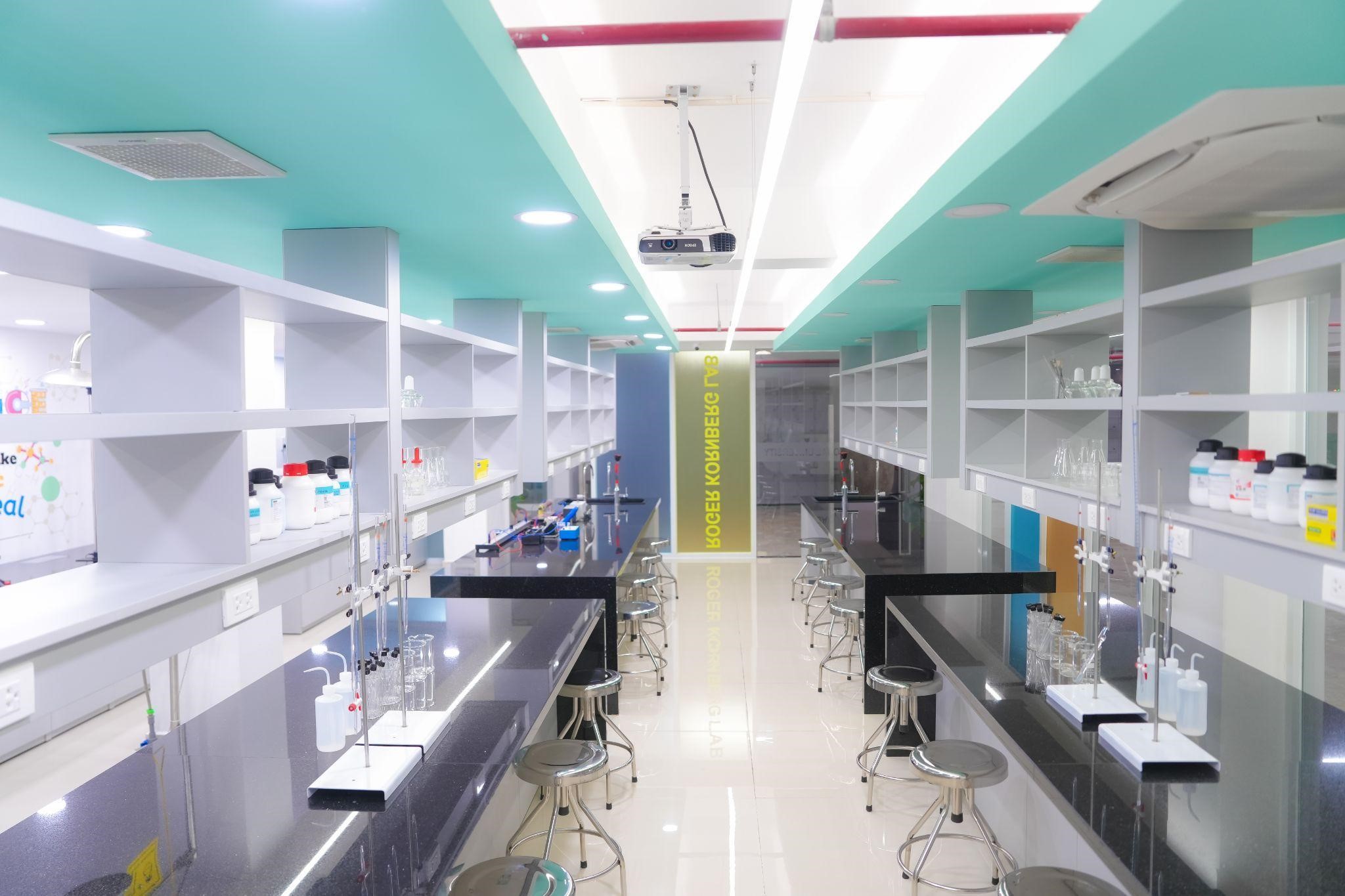 Ngành Khoa học máy tính SIU đạt kiểm định ABET - Hoa Kỳ- Ảnh 3. Ngành Khoa học máy tính SIU đạt kiểm định ABET - Hoa Kỳ- Ảnh 3.