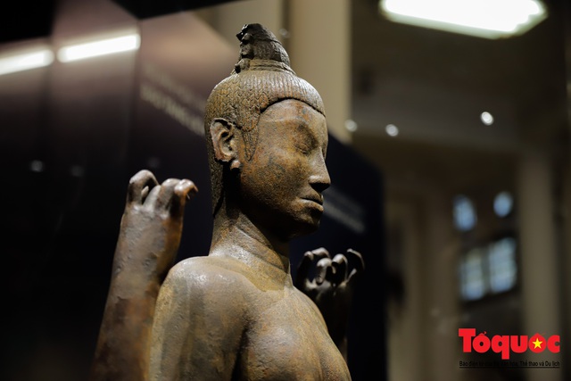 Tượng đồng Nữ thần Durga- cổ vật tiêu biểu, quý hiếm của văn hóa Champa hồi hương - Ảnh 4. Tượng đồng Nữ thần Durga- cổ vật tiêu biểu, quý hiếm của văn hóa Champa hồi hương - Ảnh 4.