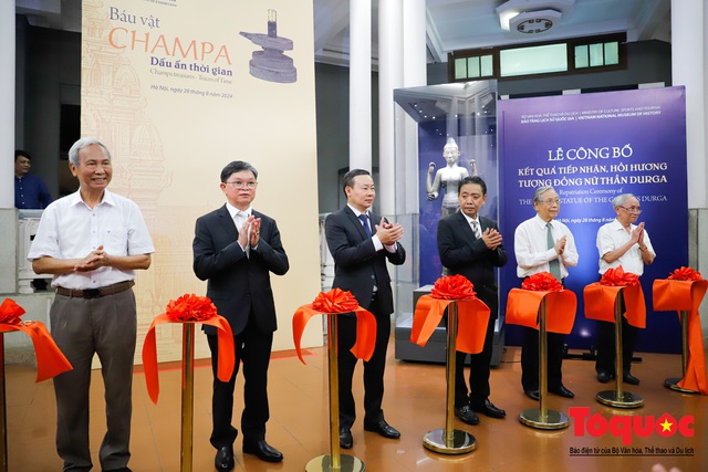 Tượng đồng Nữ thần Durga- cổ vật tiêu biểu, quý hiếm của văn hóa Champa hồi hương - Ảnh 8. Tượng đồng Nữ thần Durga- cổ vật tiêu biểu, quý hiếm của văn hóa Champa hồi hương - Ảnh 8.